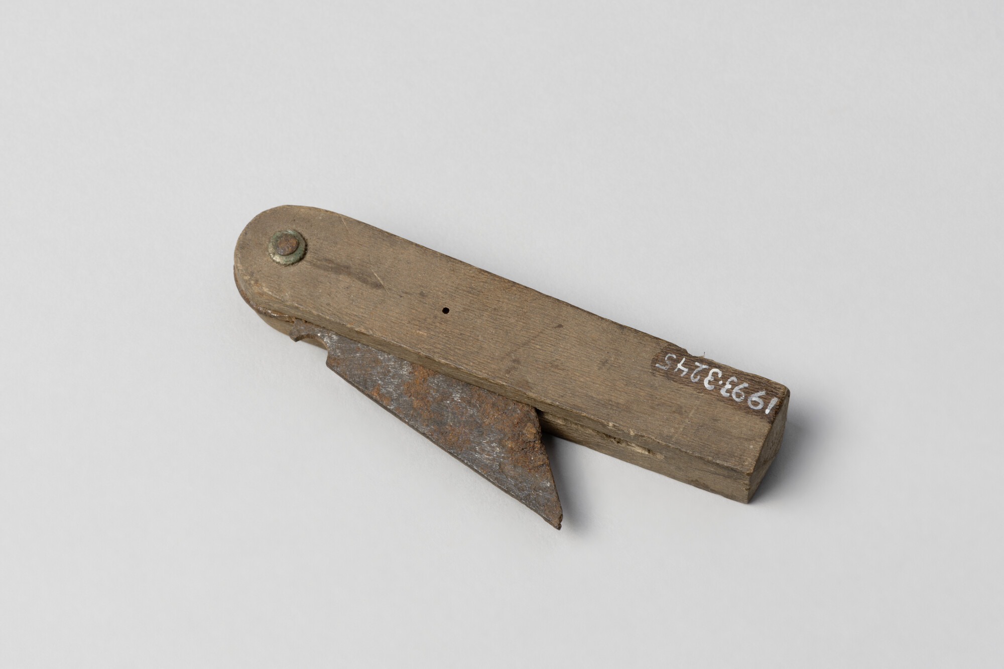 1993.3245; Inklapbare zweihaak; gereedschap
