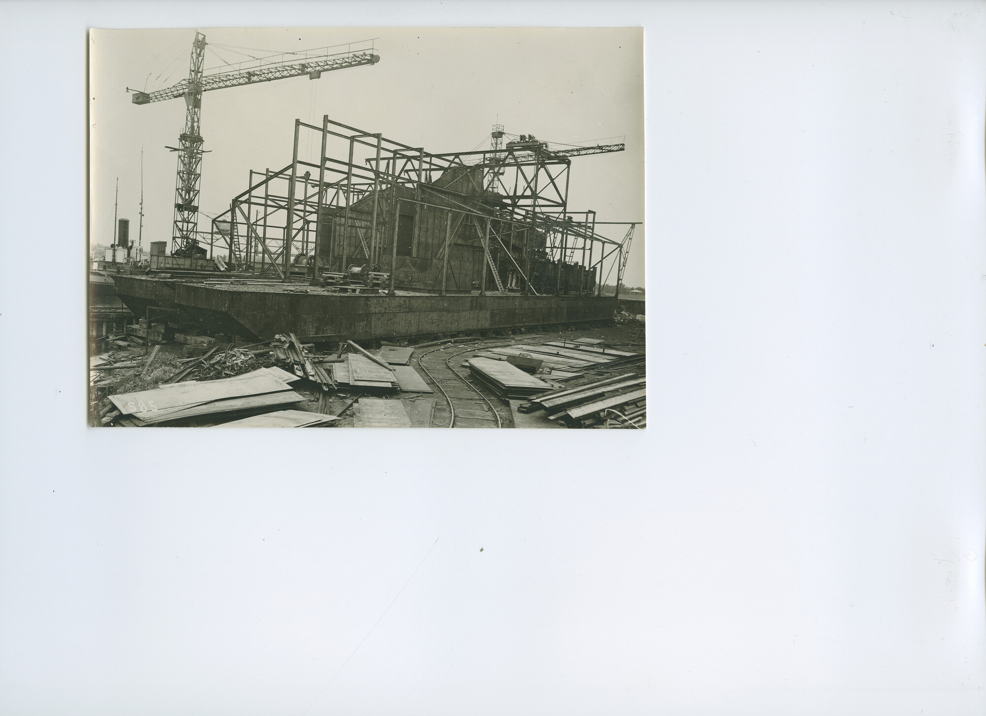 S.6386(112)0015; Foto van constructie bovenbouw van tinmolen; foto