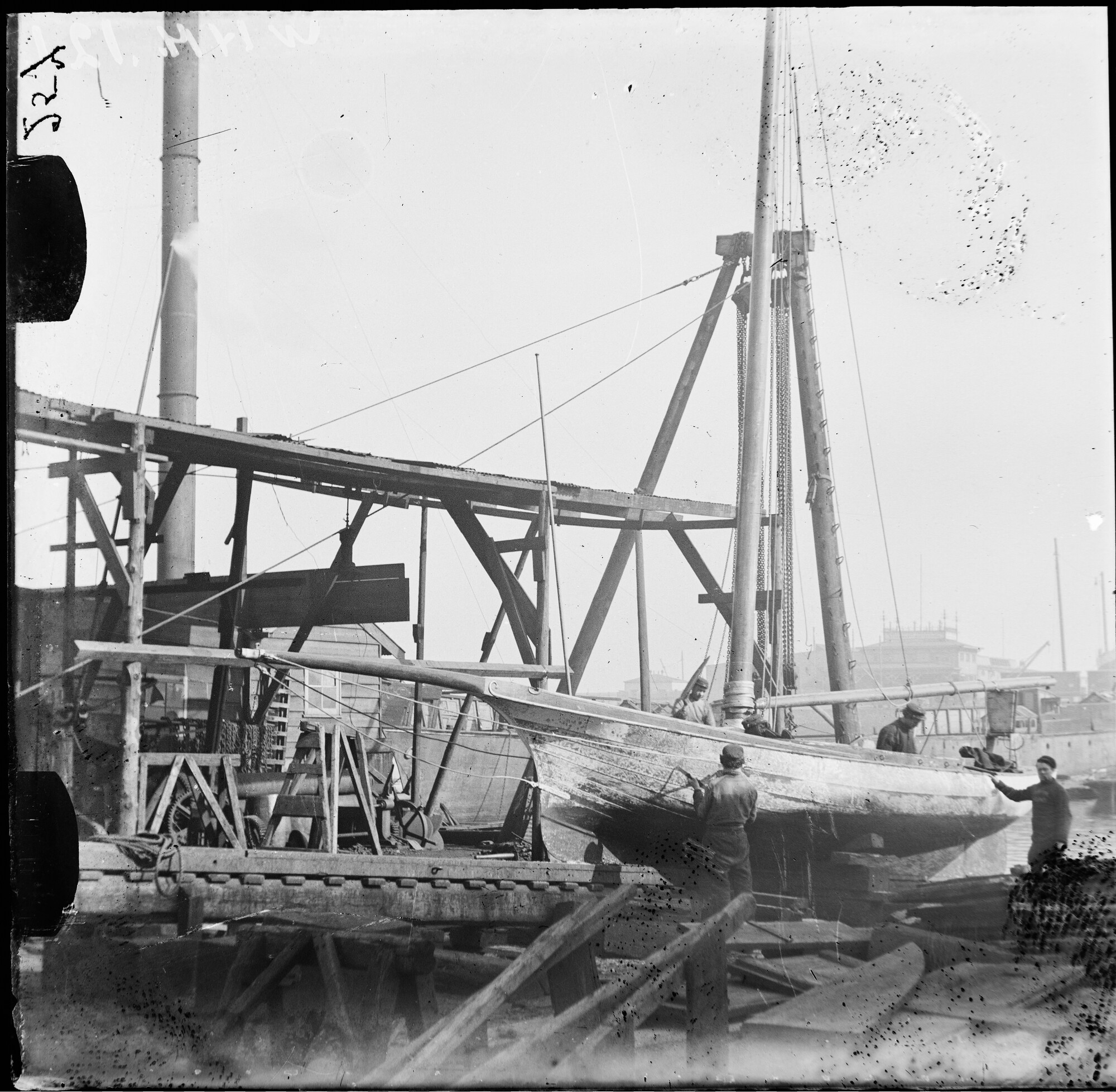 S.1156(06)185a1; Negatief van het zeiljacht 'Freya', gebouwd in 1894; negatief