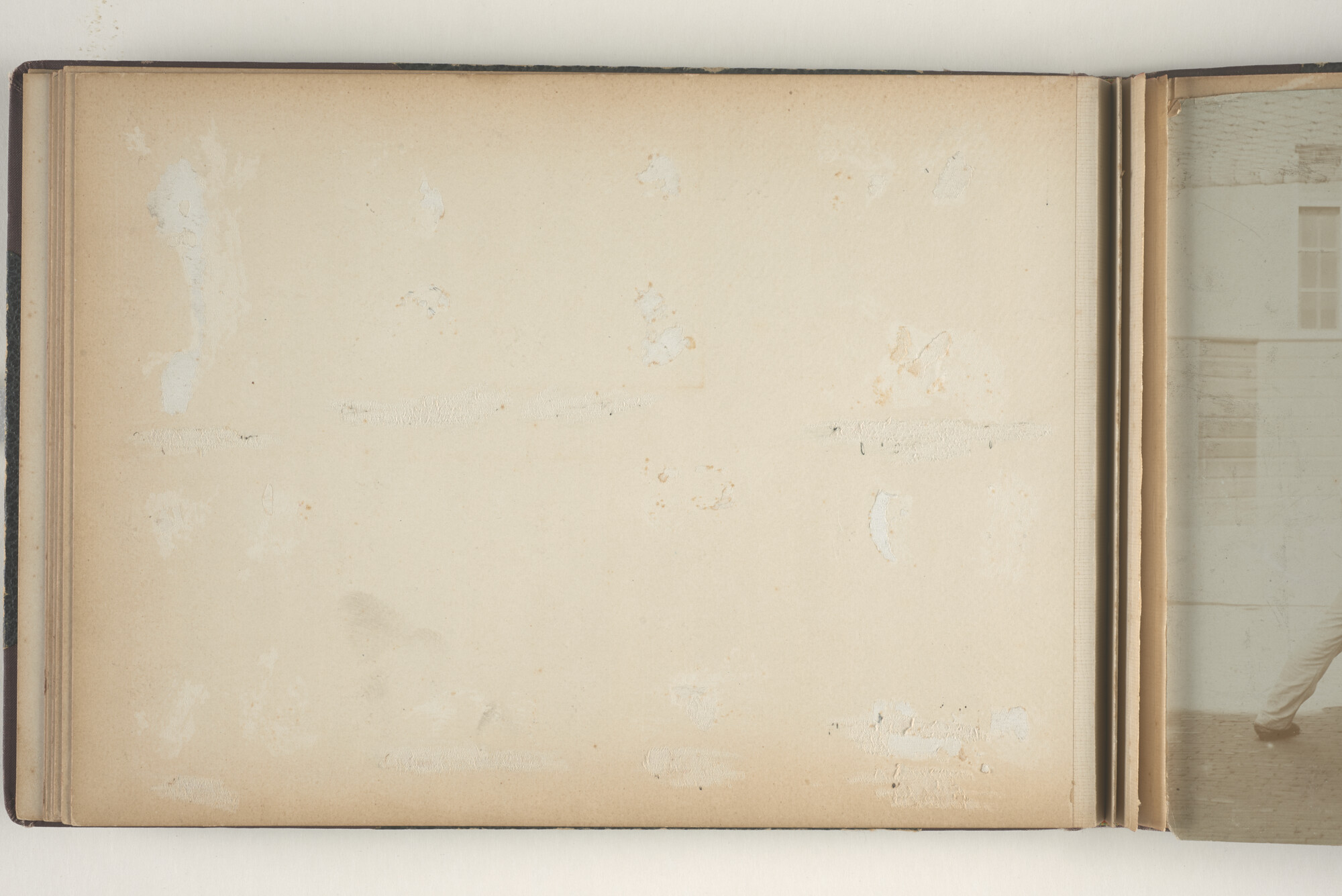 2014.0694; Fotoalbum van C.H.J. van Benthem Jutting met foto's van zijn reizen naar de Oost; fotoalbum