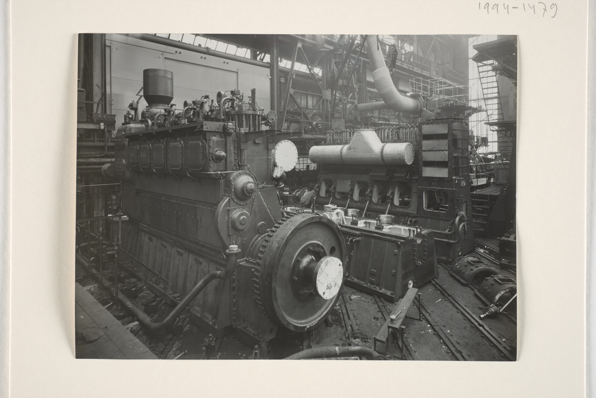 1994.1479; De fabricage van de dieselmotoren van ms. 'Kasimbar' van de KPM; foto