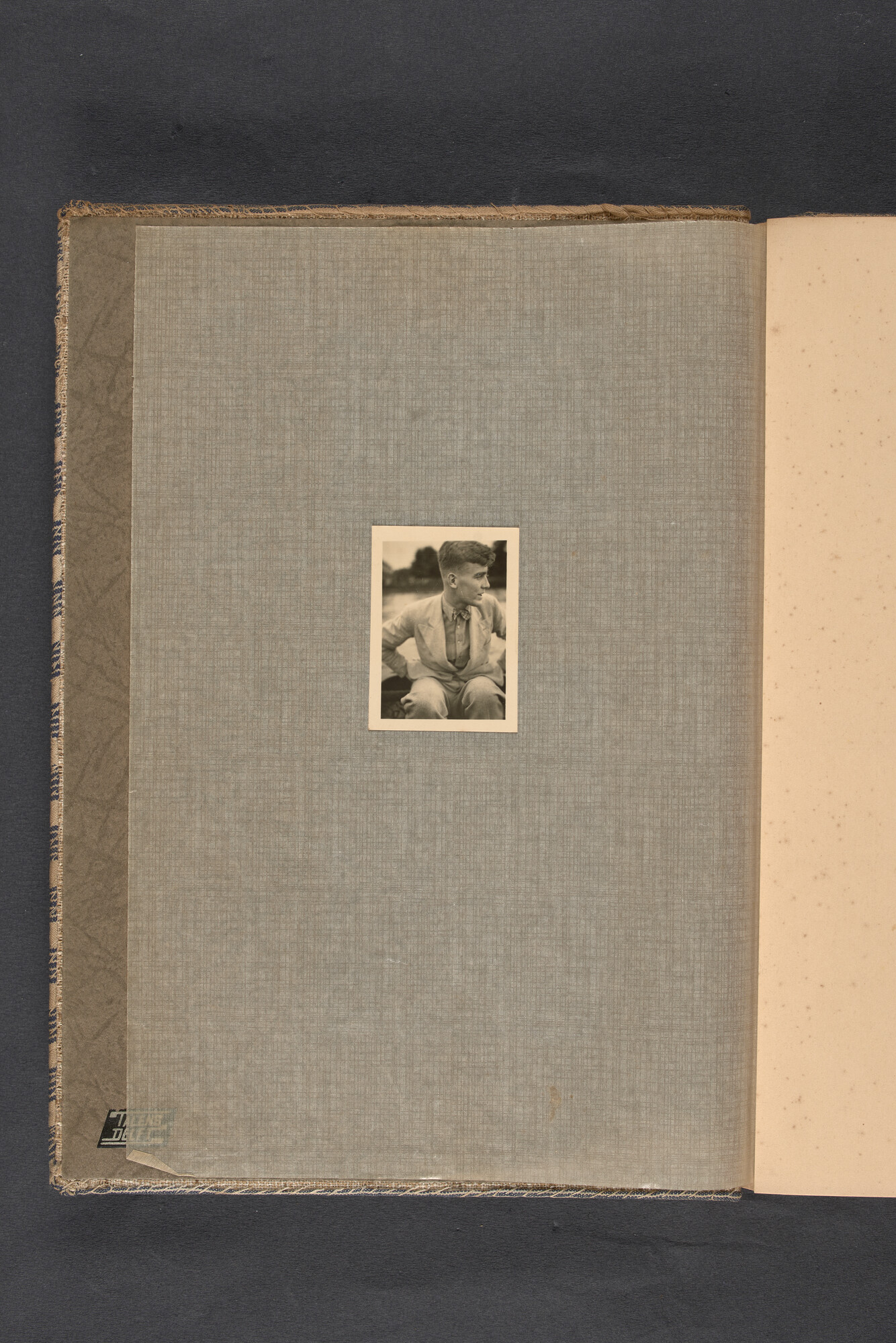 2017.0789; Logboek c.q. fotoalbum van een reis met zeilkotter Bellatrix naar Denemarken, 1937; logboek