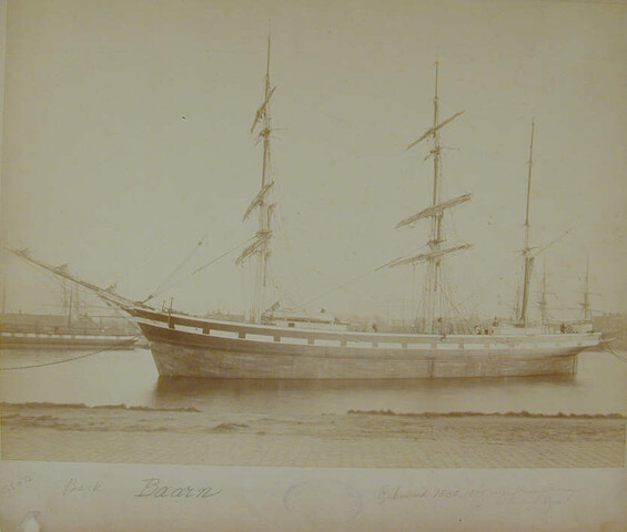 S.1156(06)370; De driemast houten bark 'Baarn', gebouwd op de werf 'De Nachtegaal' in 1879; foto