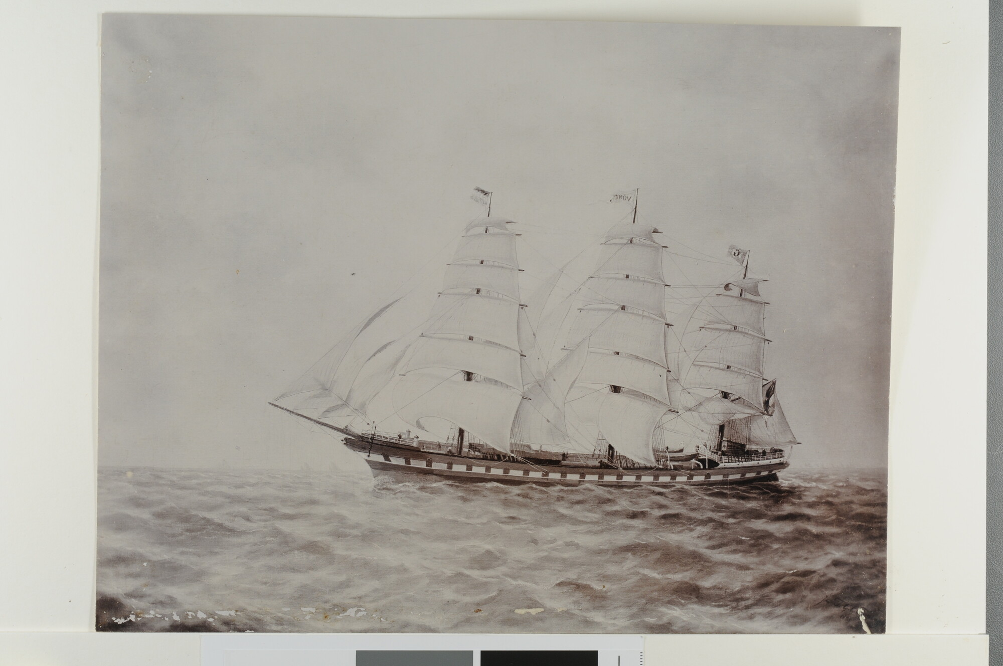 A.0246(09)j1; Foto naar een schilderij door T.J.G. Fenenga van het fregat 'Vondel' gebouwd bij scheepswerf 'De Boot' van F.F. Groen te Amsterdam; foto