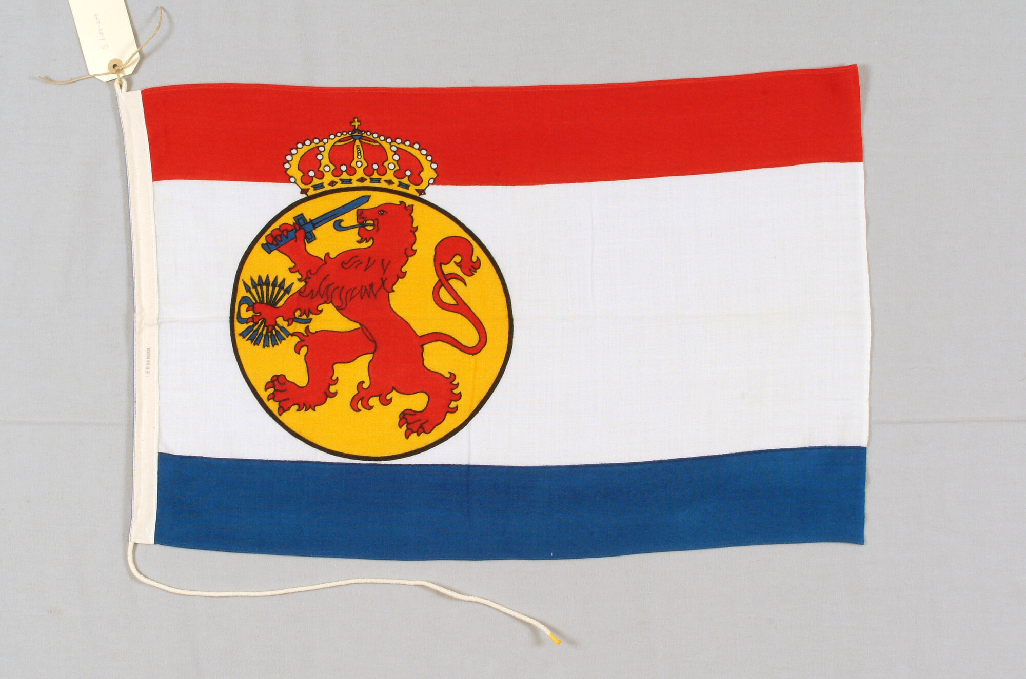 S.6483(2143); Rederijvlag van de Koninklijke Hollandsche Lloyd te Amsterdam; vlag