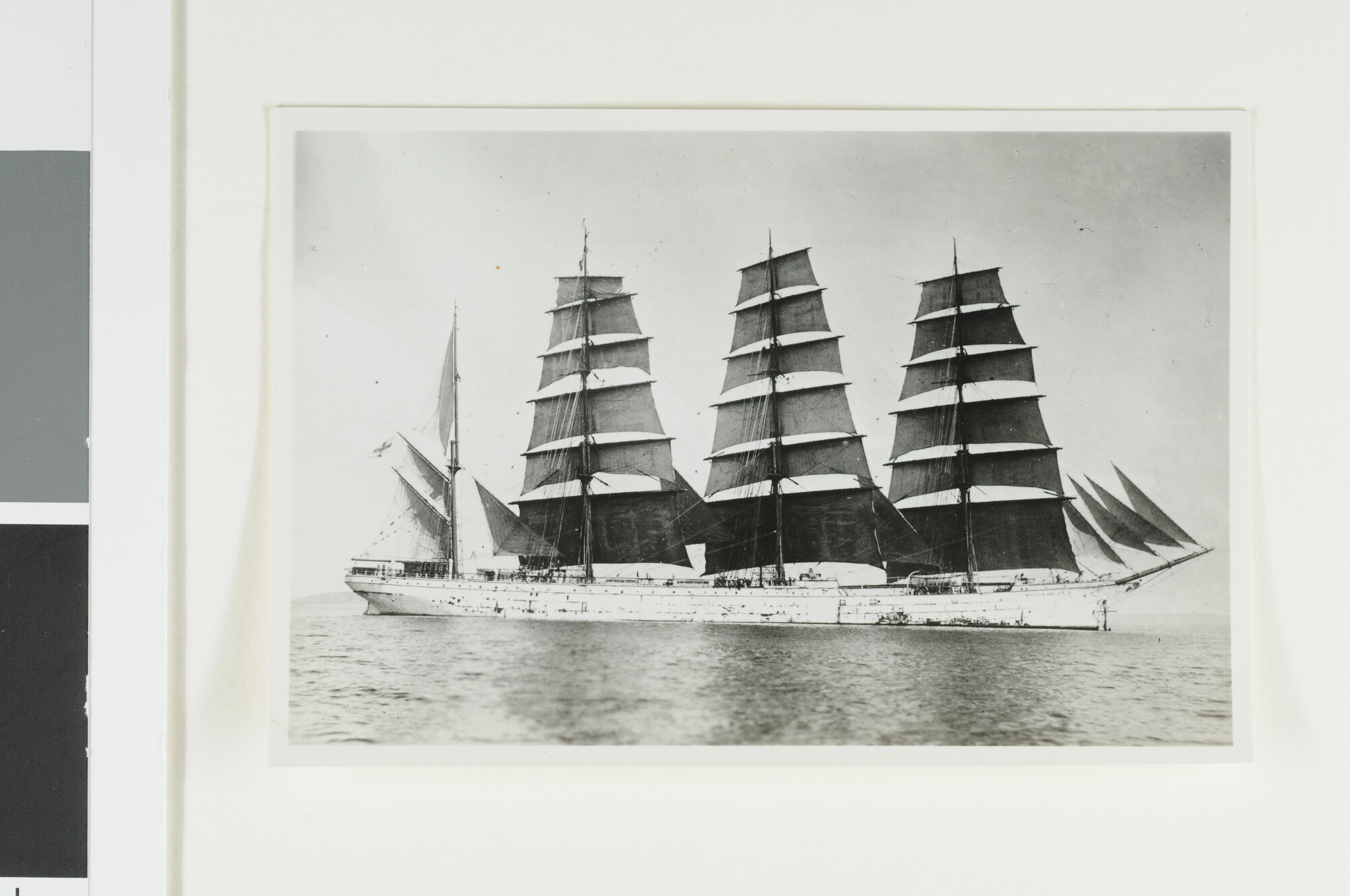 S.4380(04)656; De Finse 4-mast bark 'Herzogin Cecilie' [voormalig Norddeutscher Lloyd]; fotoreportage