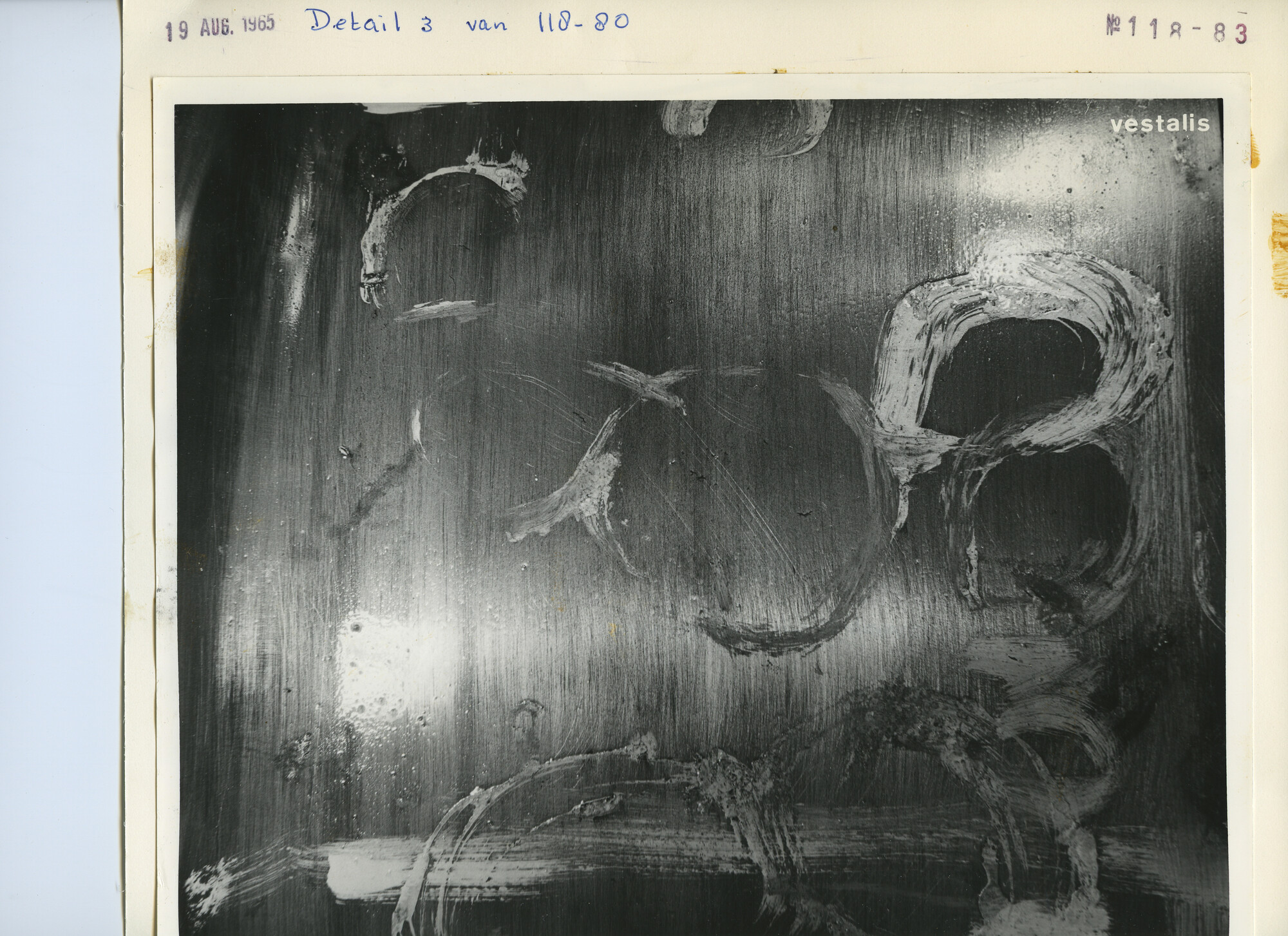 S.5444(4478)07; Detailfoto van een scheurtje in een krukaswang van de Vestalis; foto