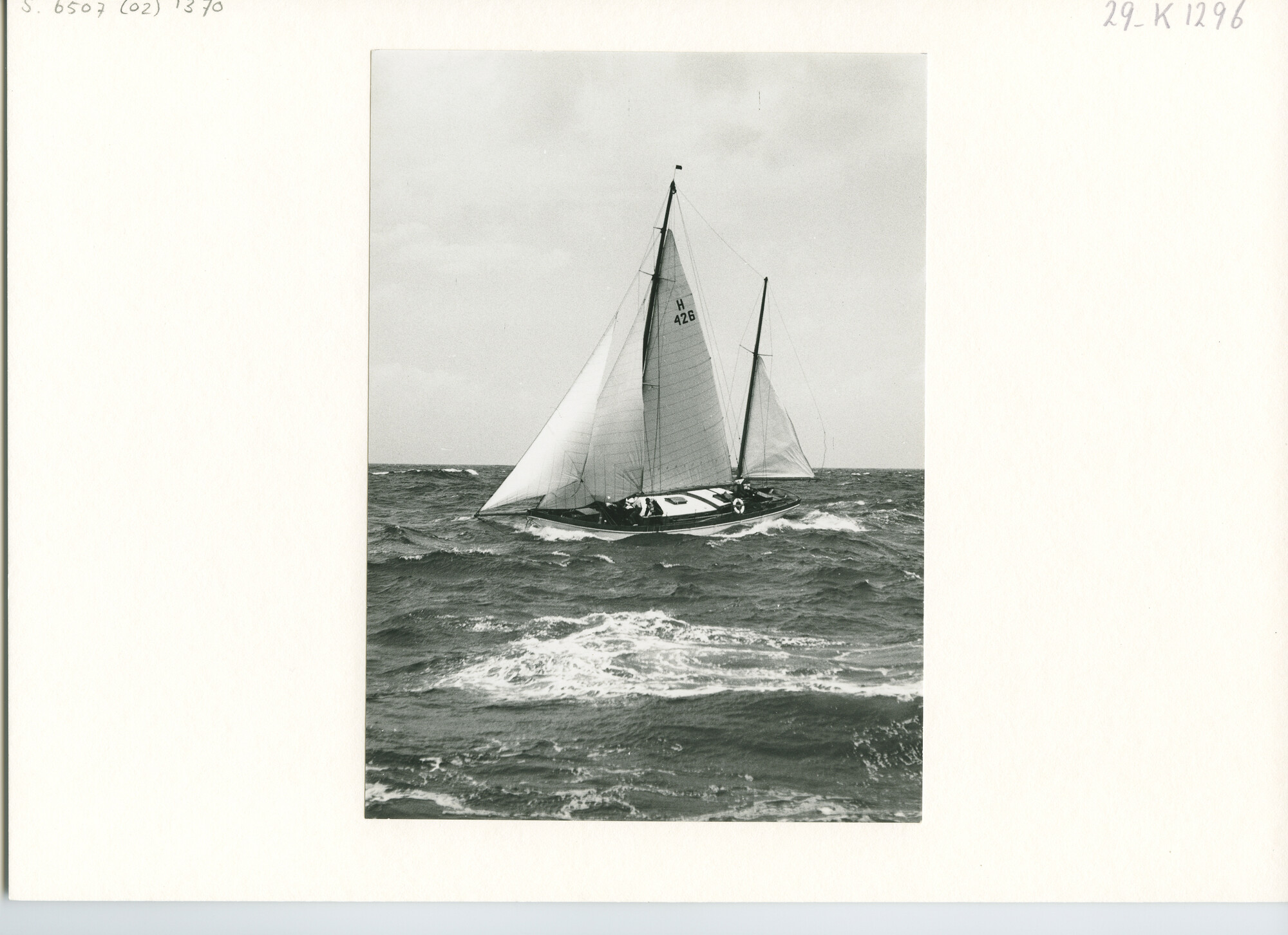 S.6507(02)1370.02; Zwart-wit foto van de Vrouwe Johanna (H 426); foto