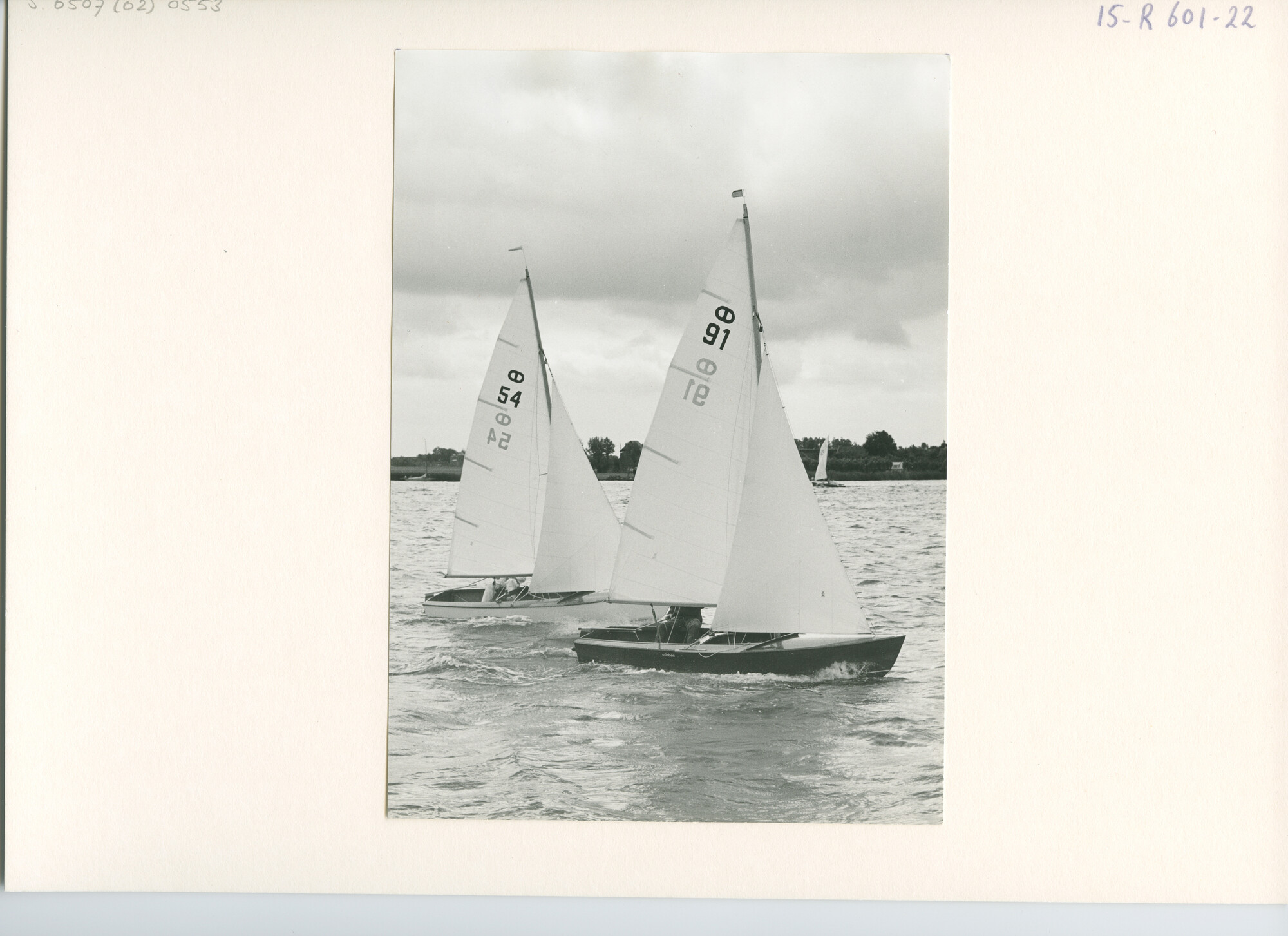 S.6507(02)0553.02; Zwart-wit foto van de Kaagweek 1964: De Schakel-klasse A; foto