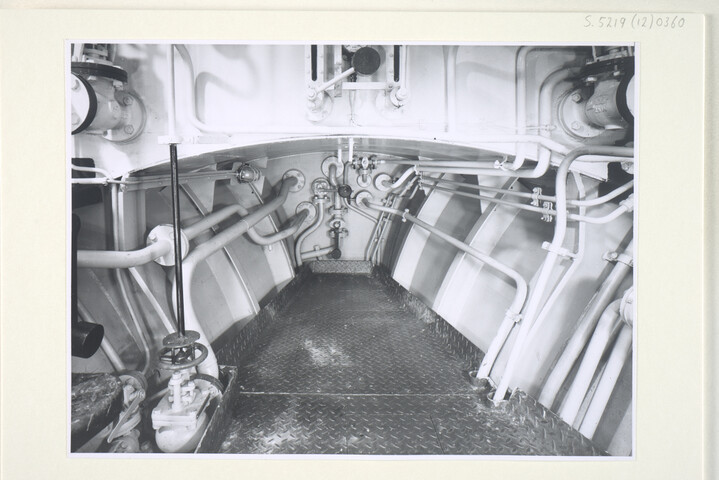 S.5219(12)0360; Fotos van de koelmachinekamer van het koelschip ms. Silver Comet [...]; fotoreportage