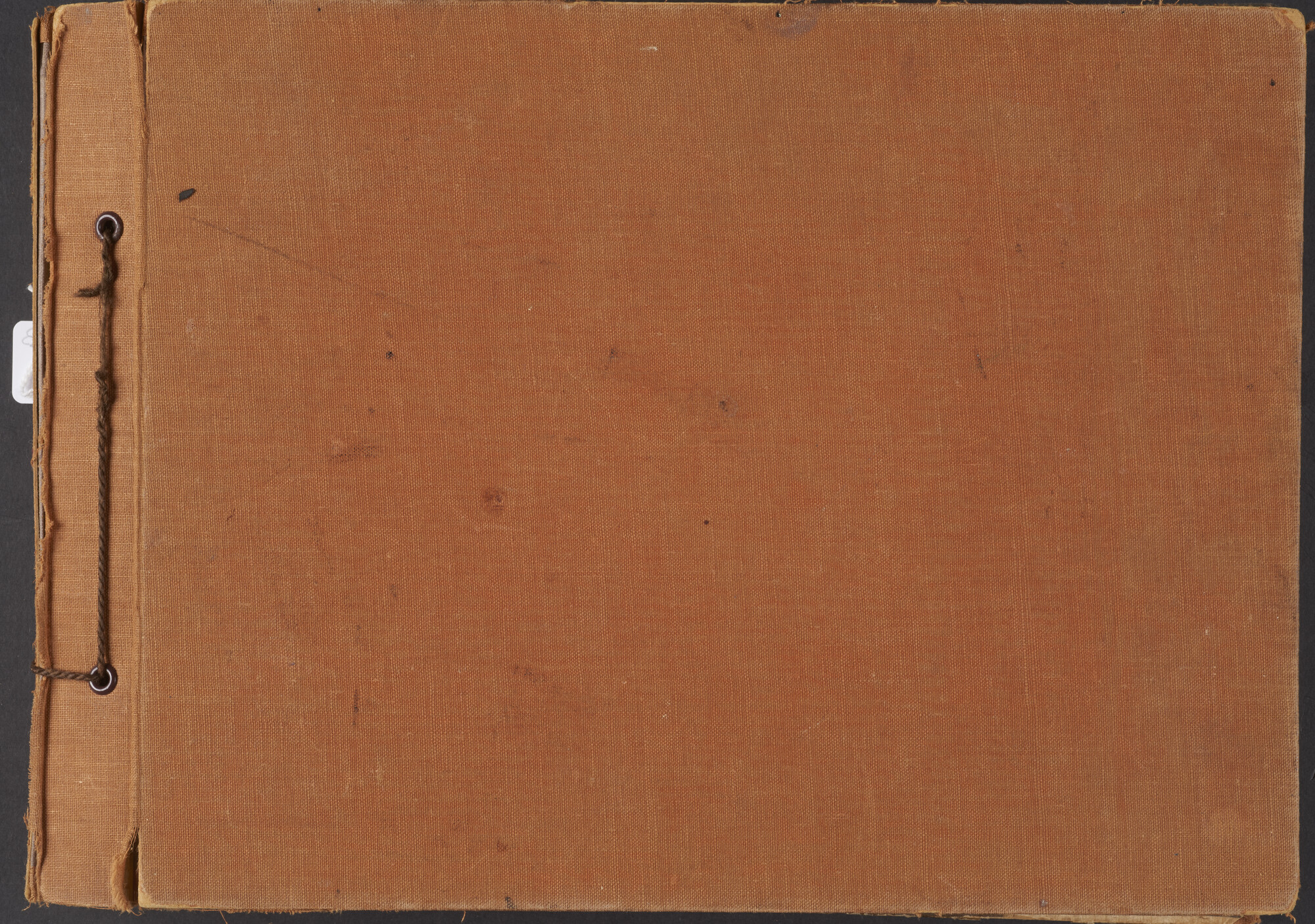 2019.0973; Fotoalbum van luitenant-ter-zee 2e klasse bij de Dienst der Conservatie Bouwen Huisman (1912-2001); fotoalbum