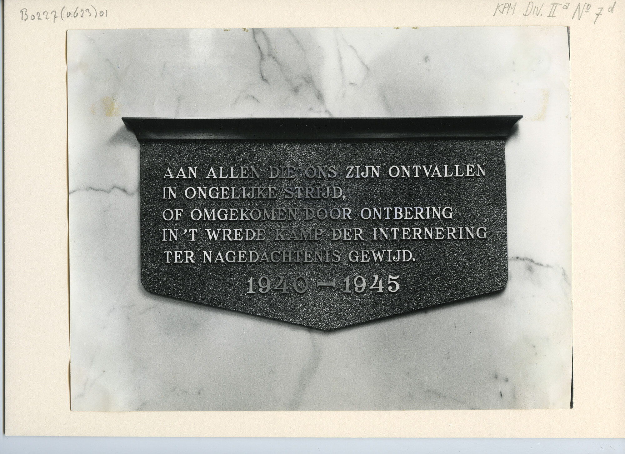 B.0227(0623)01; Monument voor de gevallenen van de KPM in de [...]; foto