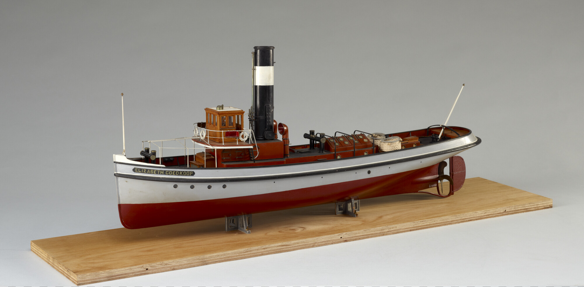 S.4653; Model van de havensleepboot Elizabeth Goedkoop; scheepsmodel