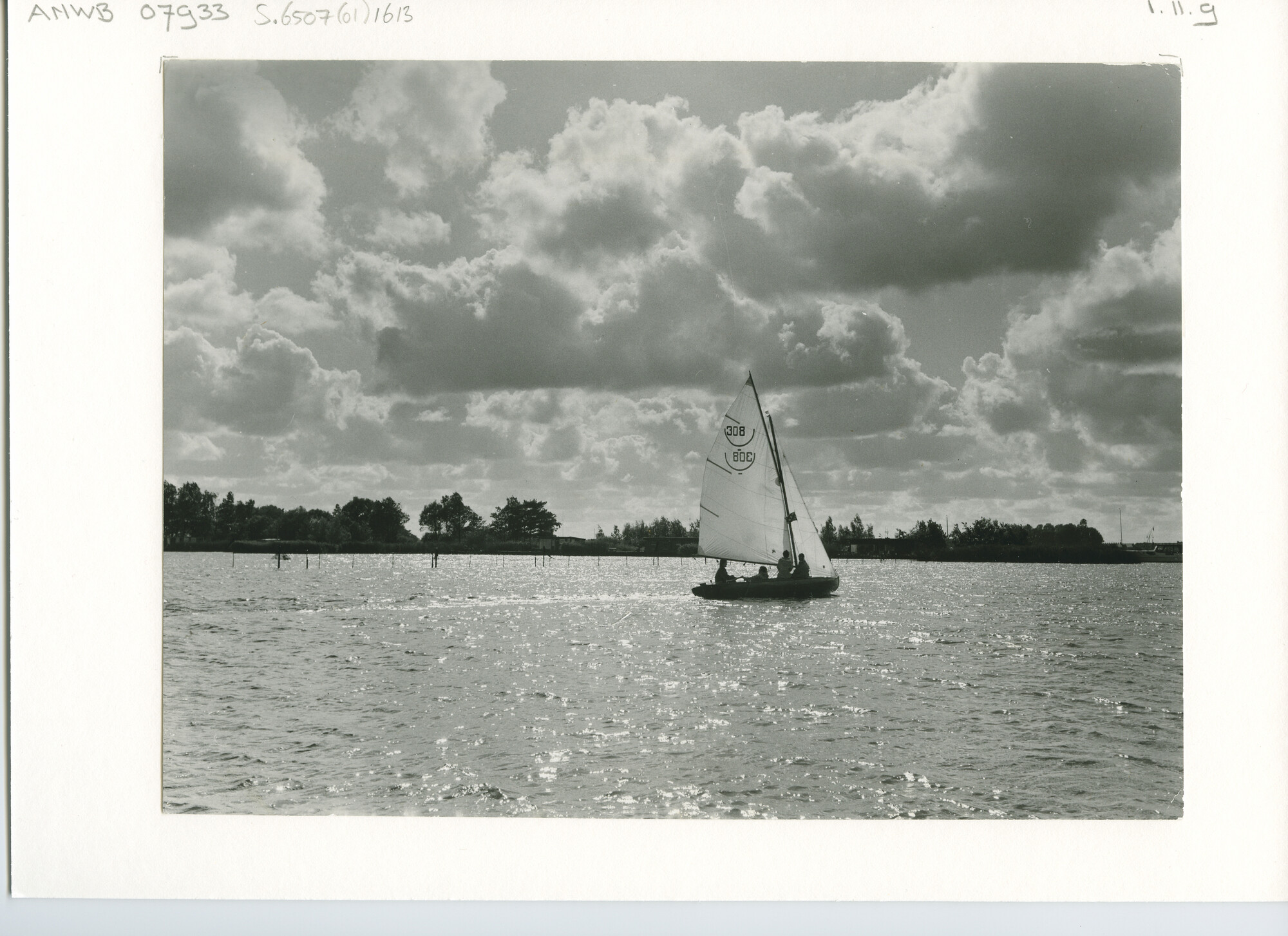 S.6507(01)1613; Foto van zestienkwadraat, nummer 308; foto