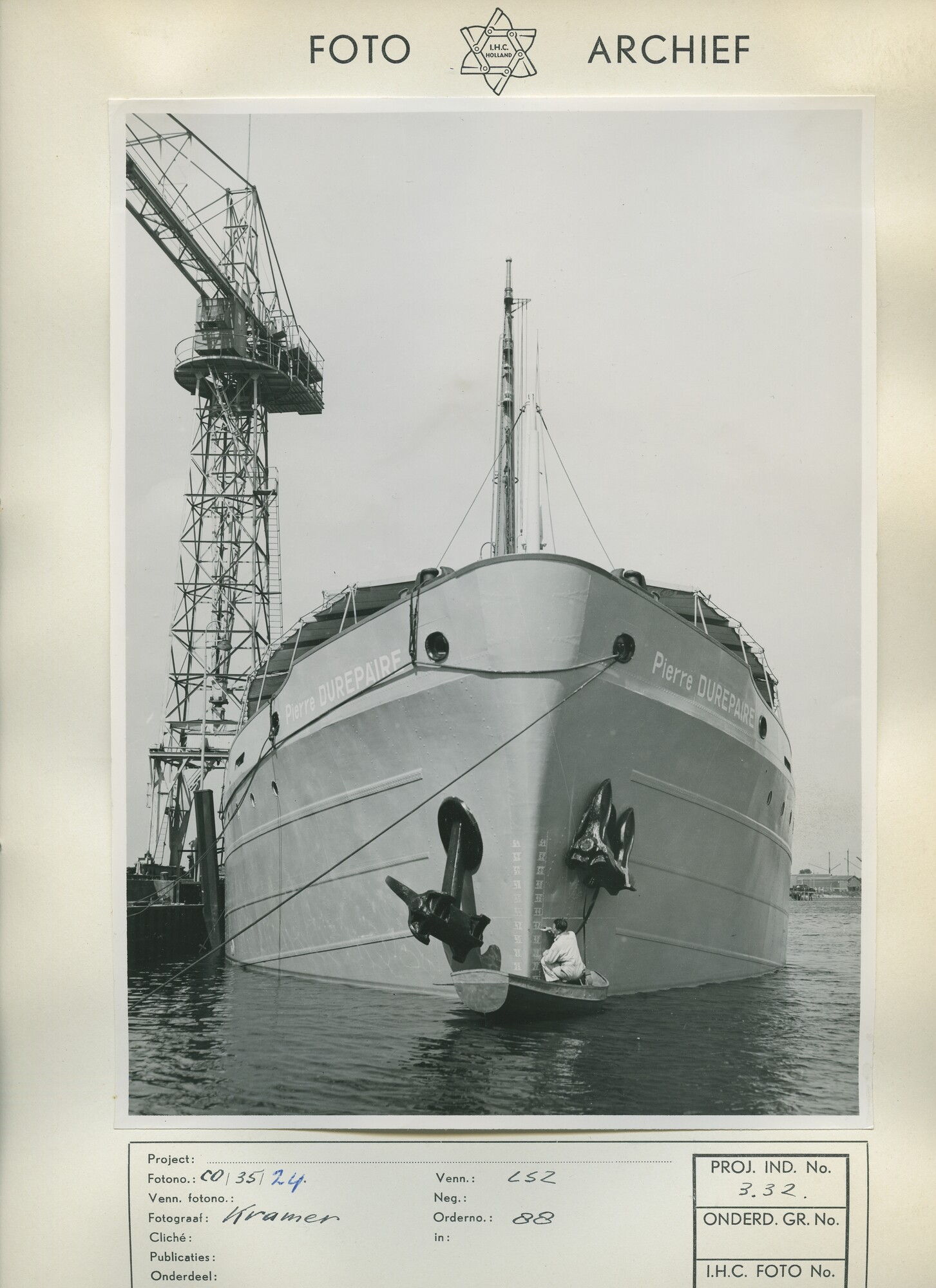S.5621(01)0089; Foto van sleepzuiger  "Pierre Durepaire".; foto