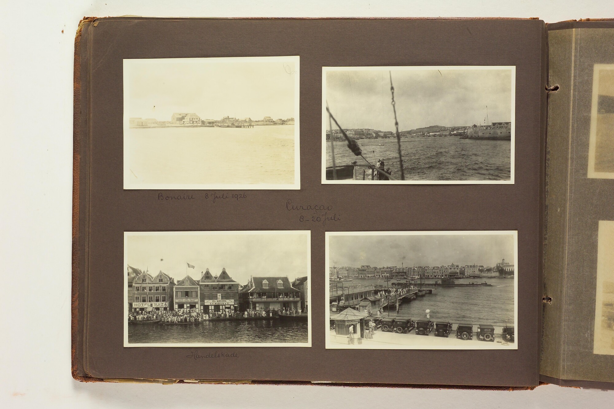 S.4660; Album van M.S. Wytema met foto's van de wereldreis van de onderzeeboot Hr.Ms. K XIII; fotoalbum