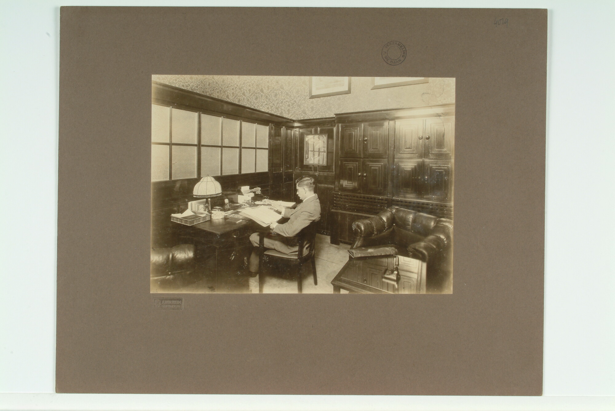 S.6483(4019); Interieur van het passagebureau van de Koninklijke Hollandsche Lloyd en de SMN te Leizig; foto