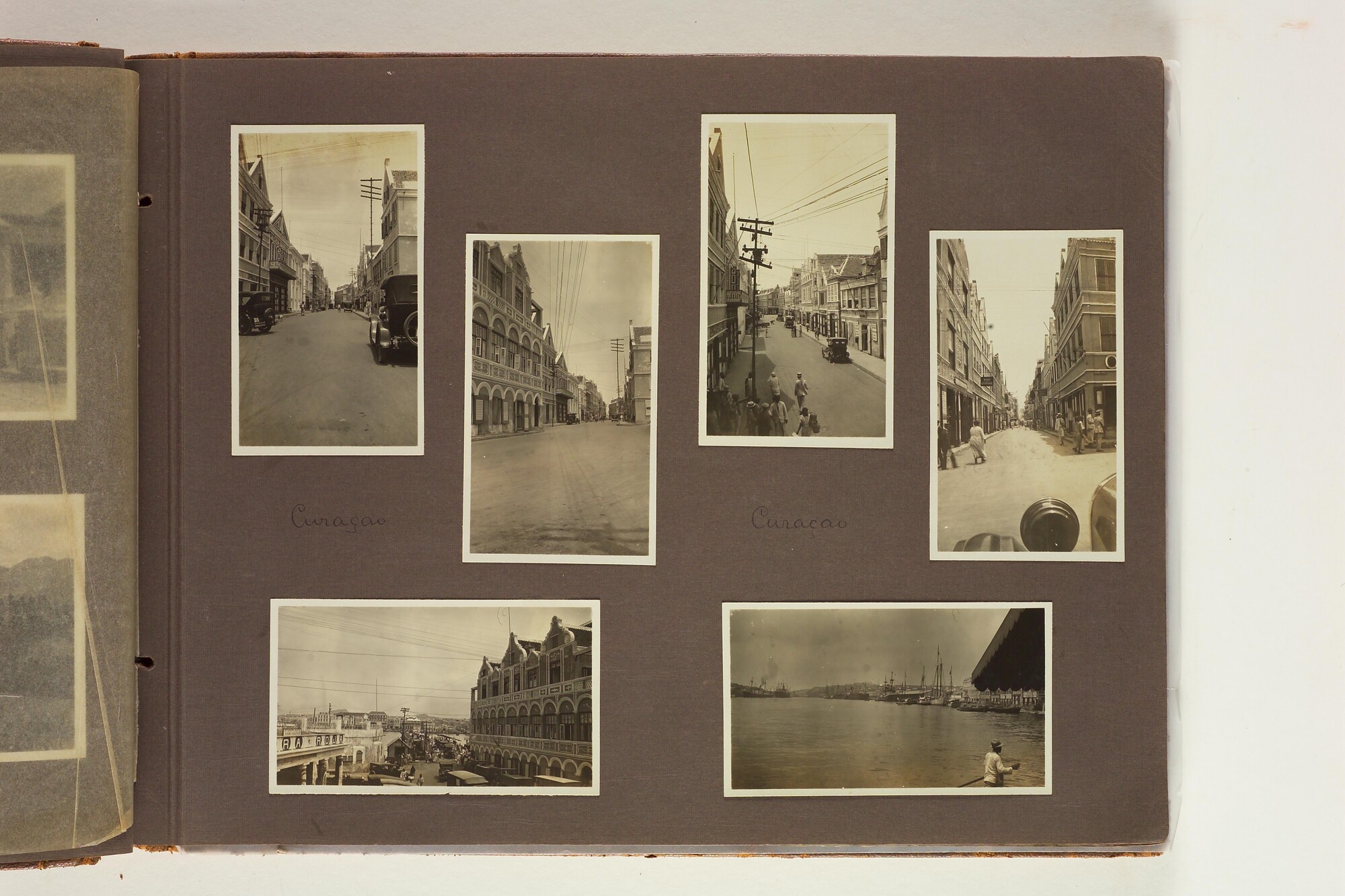 S.4660; Album van M.S. Wytema met foto's van de wereldreis van de onderzeeboot Hr.Ms. K XIII; fotoalbum