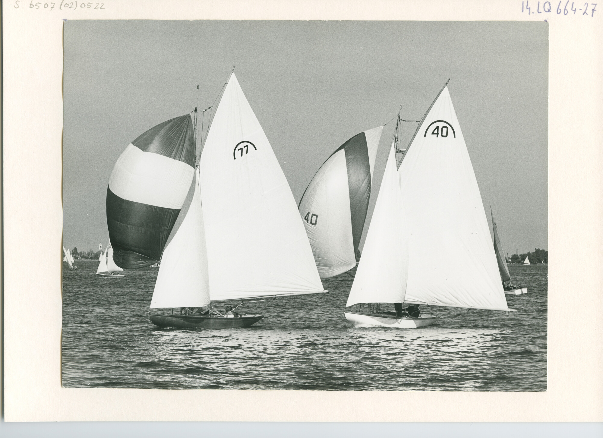 S.6507(02)0522.02; Zwart-wit foto van het Nederlands Kampioenschap Regenboog 1963 op de Westeinderplassen; foto