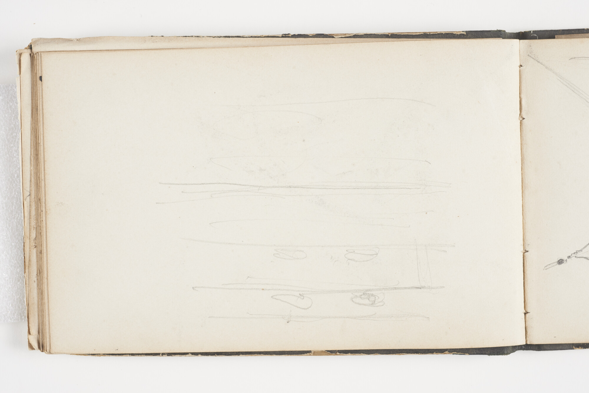 A.2019(02); Schetsboek met studies van binnenschepen en zeeschepen; schetsboek