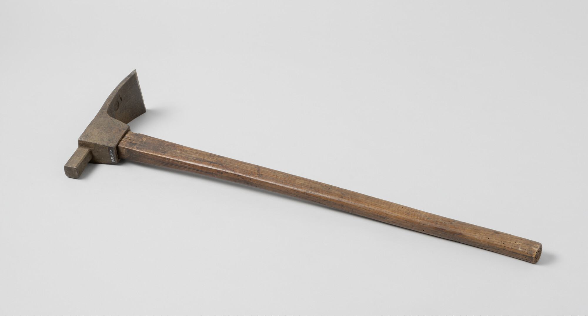 1992.0110; Dissel; gereedschap