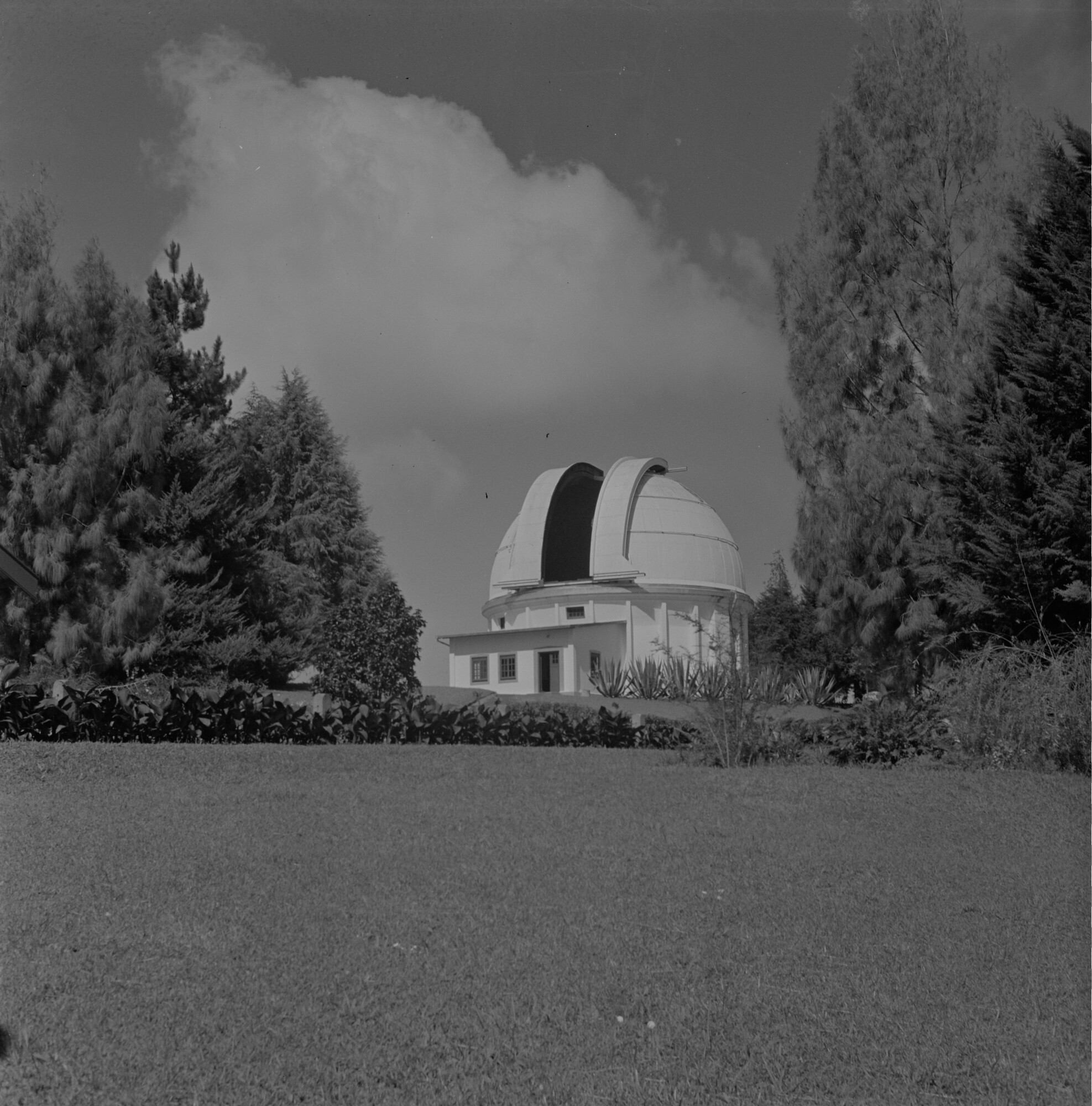 2015.3129; Negatief van de sterrenwacht in Bandung; negatief
