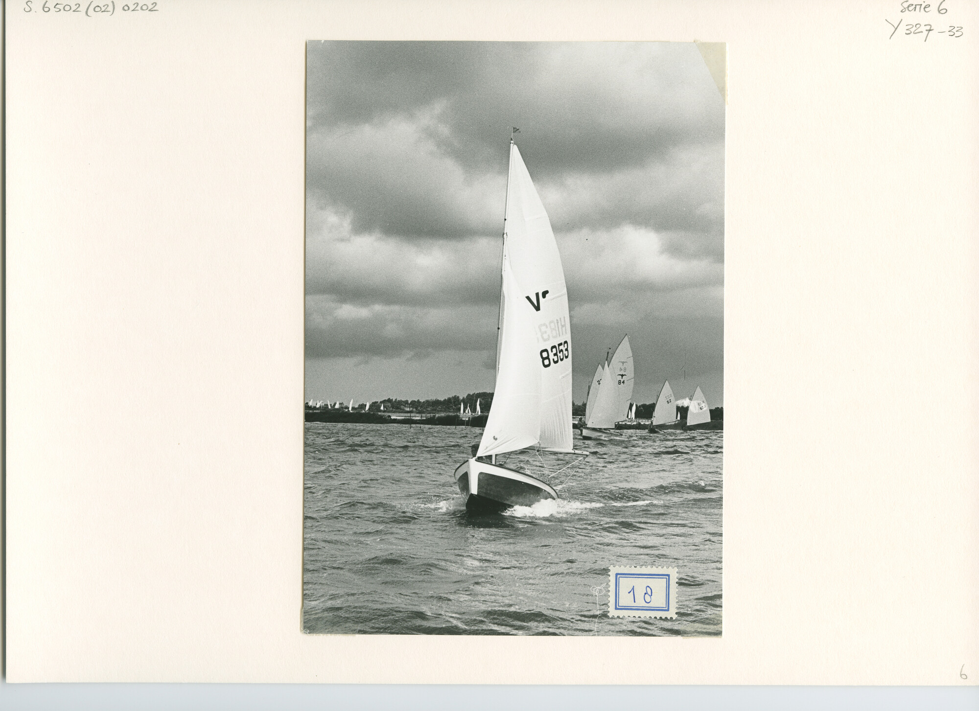 S.6507(02)0202.05; Zwart-wit foto van de Vaurien-klasse tijdens de Kaagweek 1970; foto
