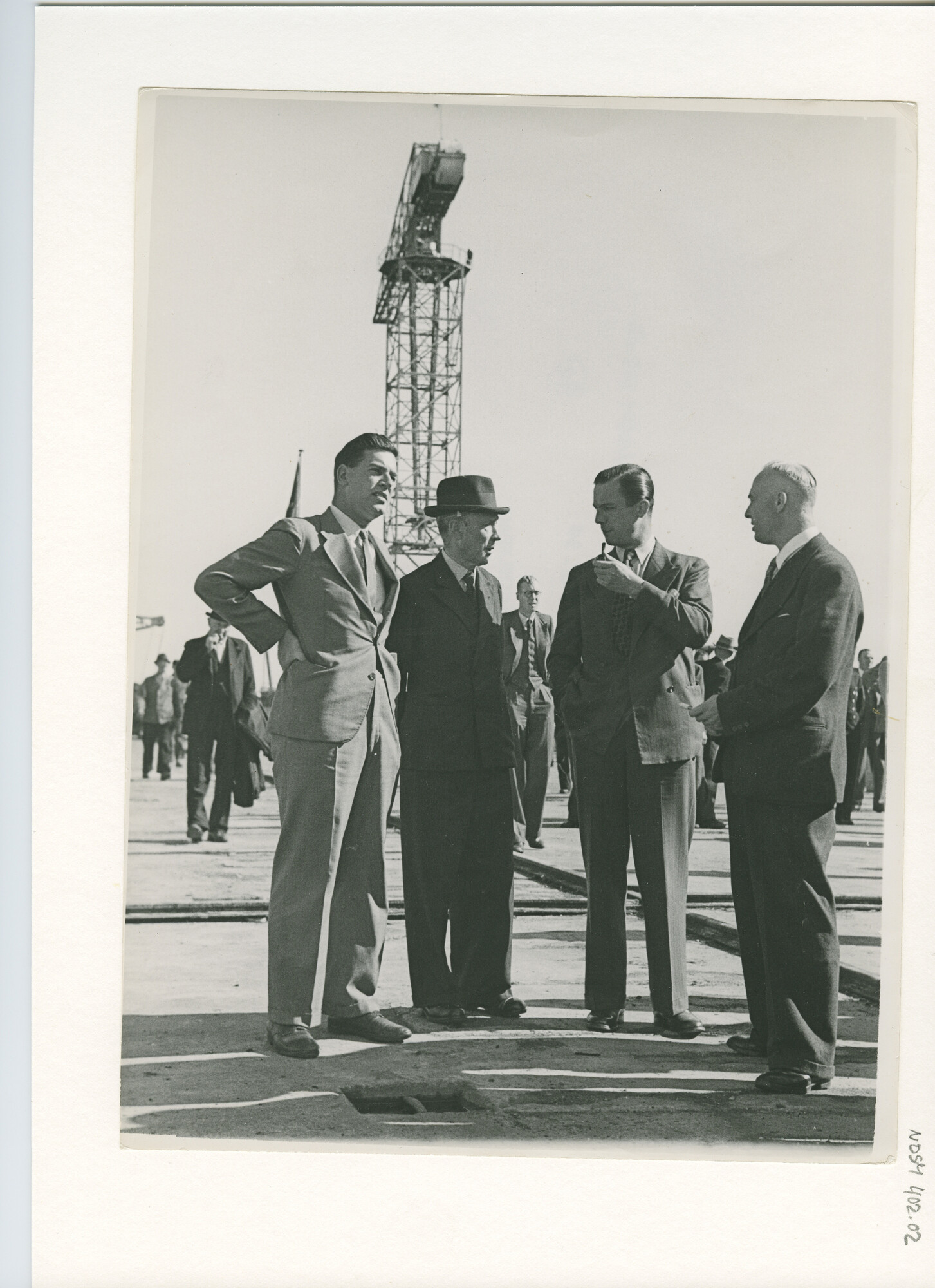 S.5444(1669)4; Foto van de kiellegging van het vracht-passagiersschip ms. Karaton; foto