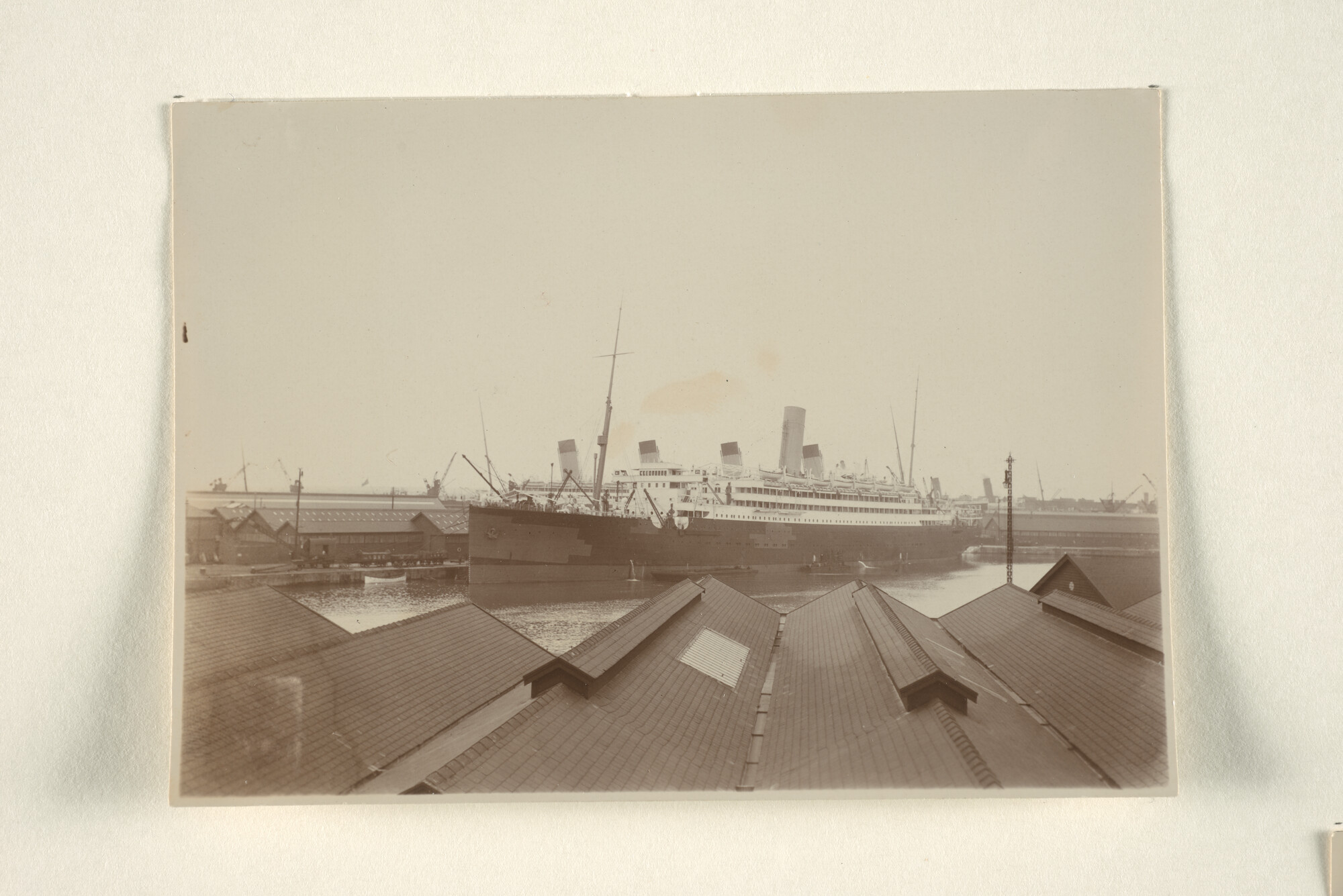 1997.1421; Foto's van de Britse passagiersschepen ss. 'Olympic' van de White Star Line Ltd; fotoreportage
