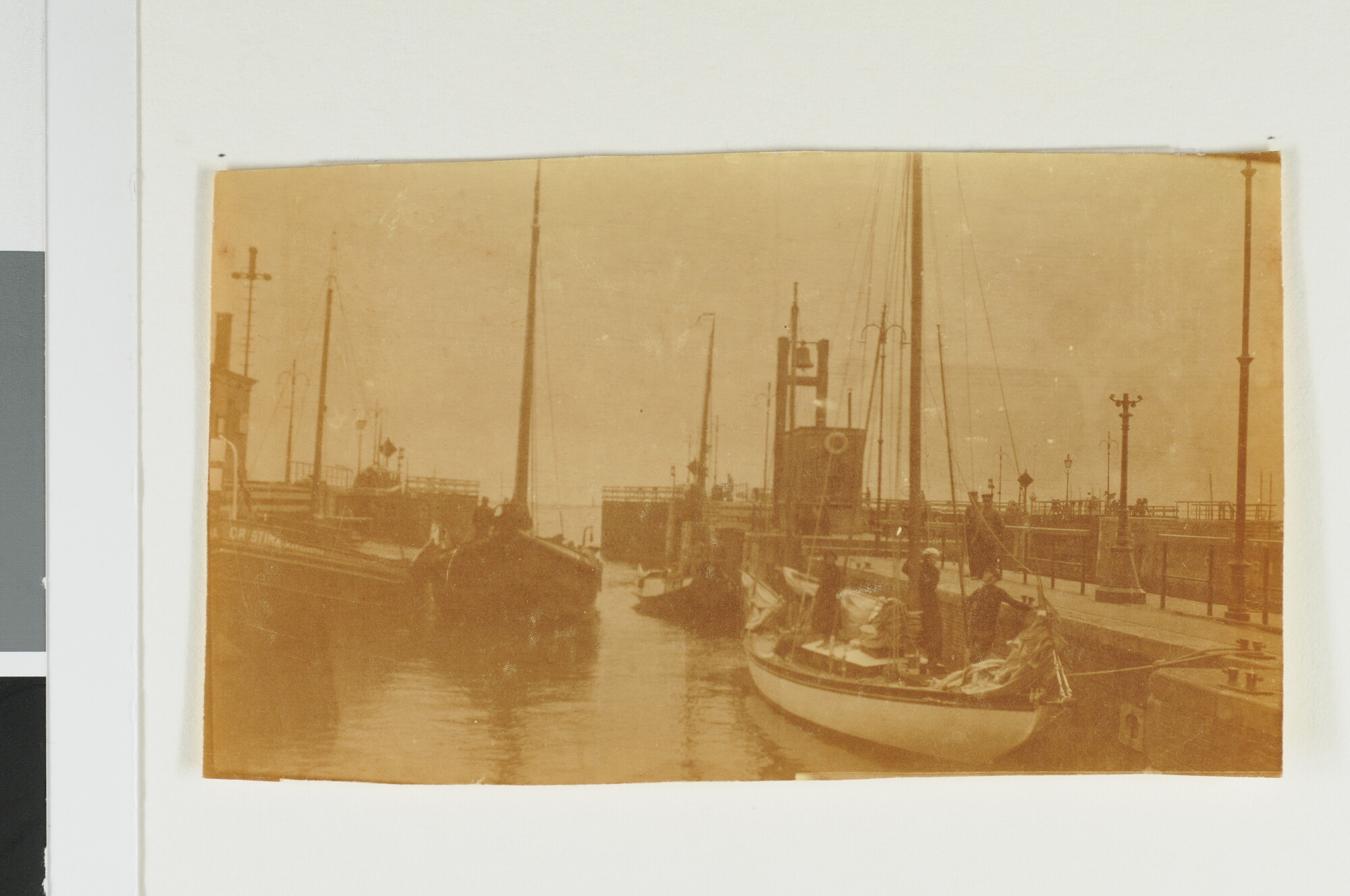 S.4834(03); Foto's van vakantiereis met het boeierjacht De Kampioen; fotoreportage
