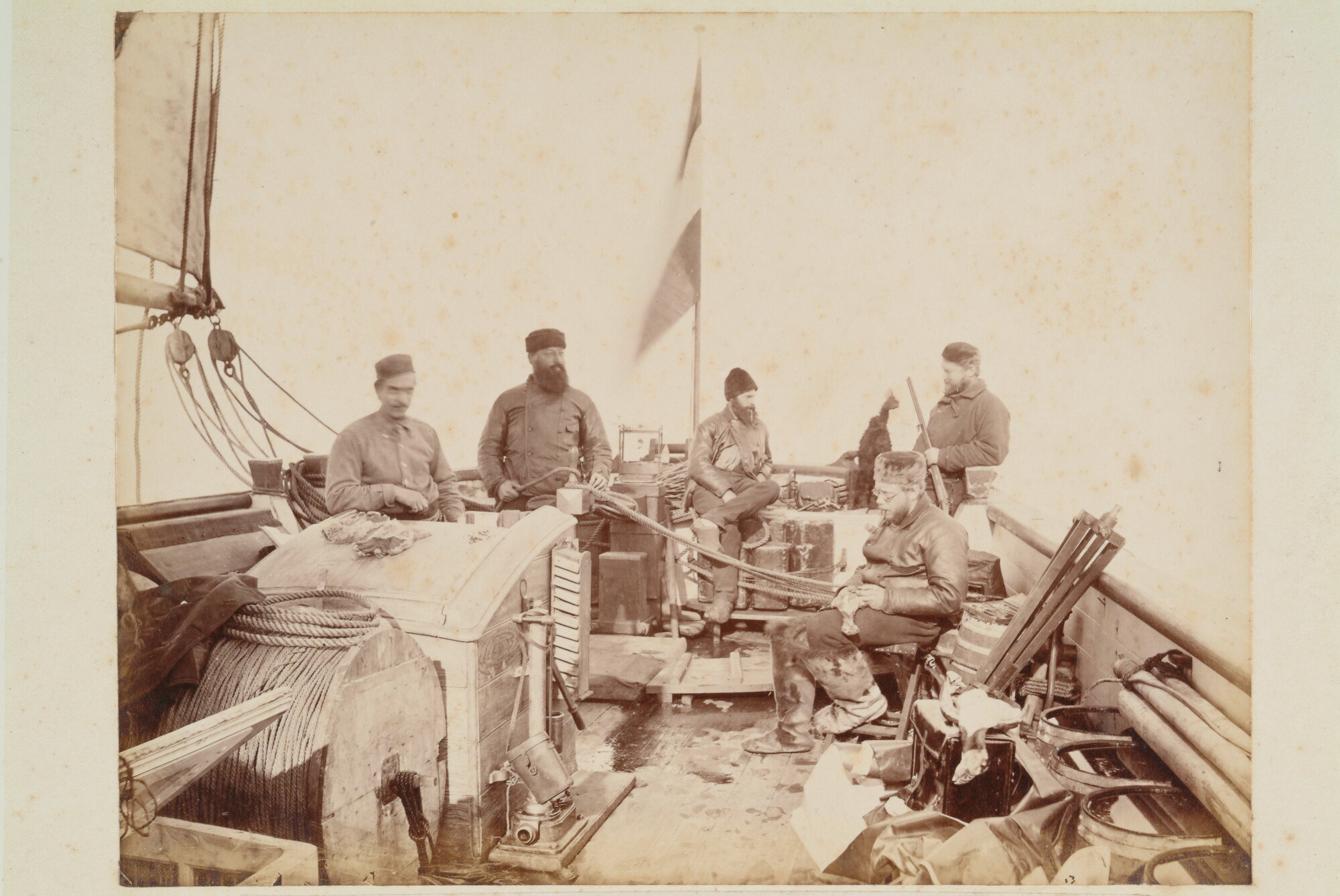 S.2956(08); Album met foto's van de Eerste Noordpoolexpeditie van de Willem Barents; fotoalbum