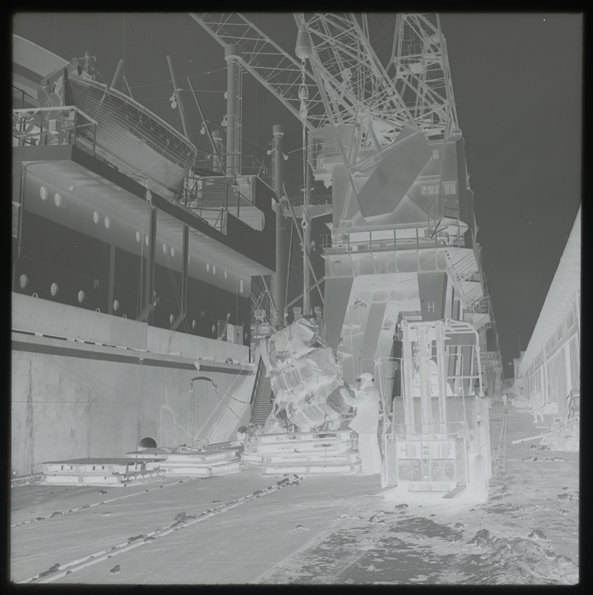 A.5263(02); Negatieven van een reis met het vrachtschip 'Woltersum' van de Stoomvaart; negatief