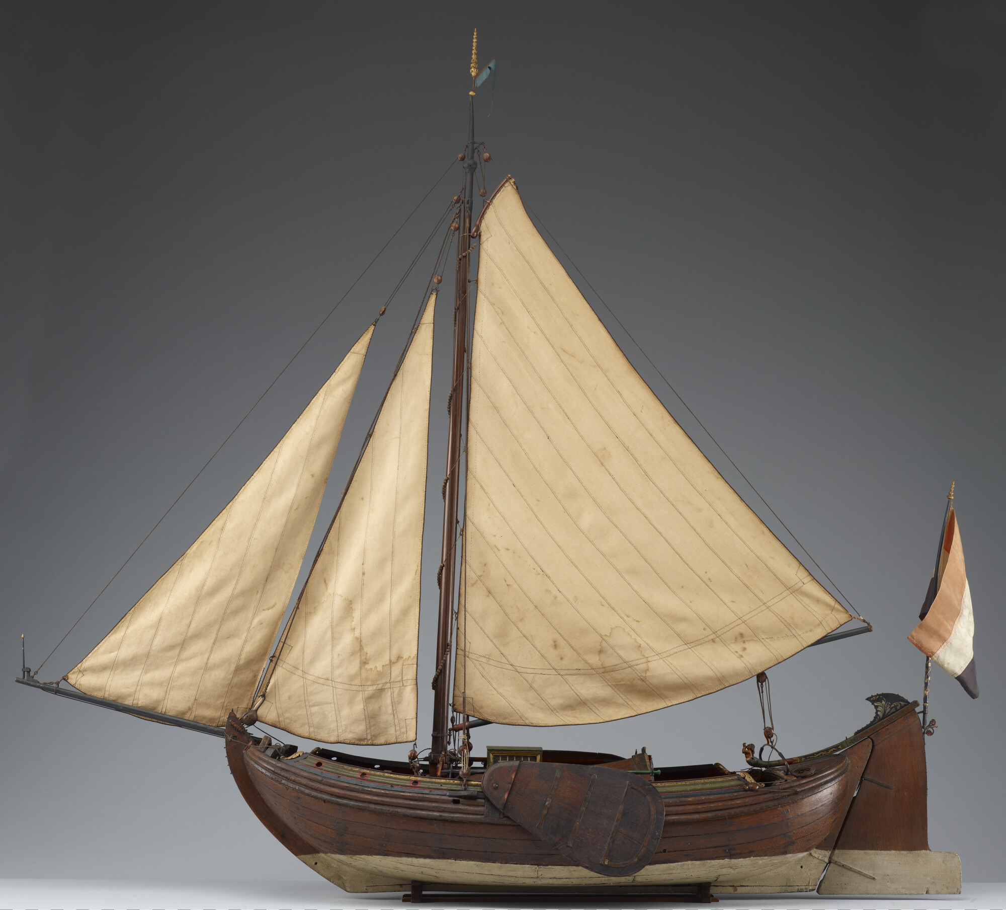 A.0118(05); Model van een boeier; scheepsmodel