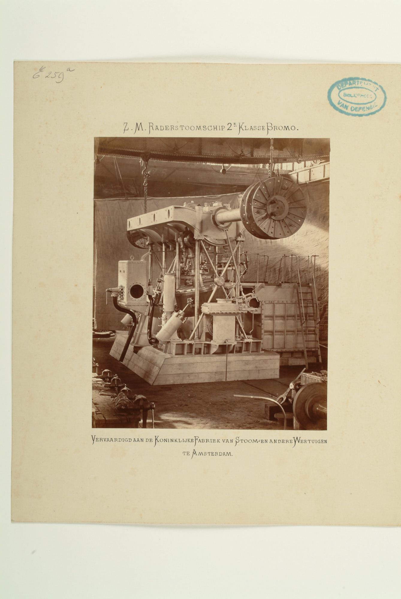 1995.1168; De stoommachine voor het raderstoomschip 2e klasse Zr.Ms. Bromo vervaardigd [...]; foto