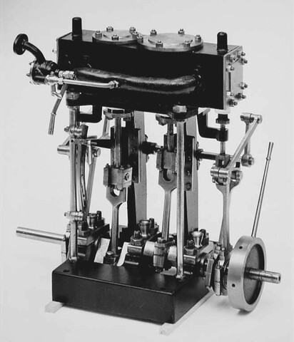 A.4823(01); Model van een triple-expansiemachine; schaalmodel