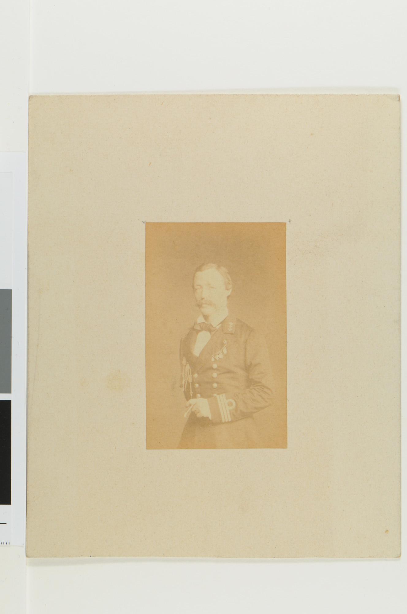 A.1361(25)17; Portretfoto van jhr. F. de Casembroot (1817-1895), kapitein-luitenant-ter-zee; foto