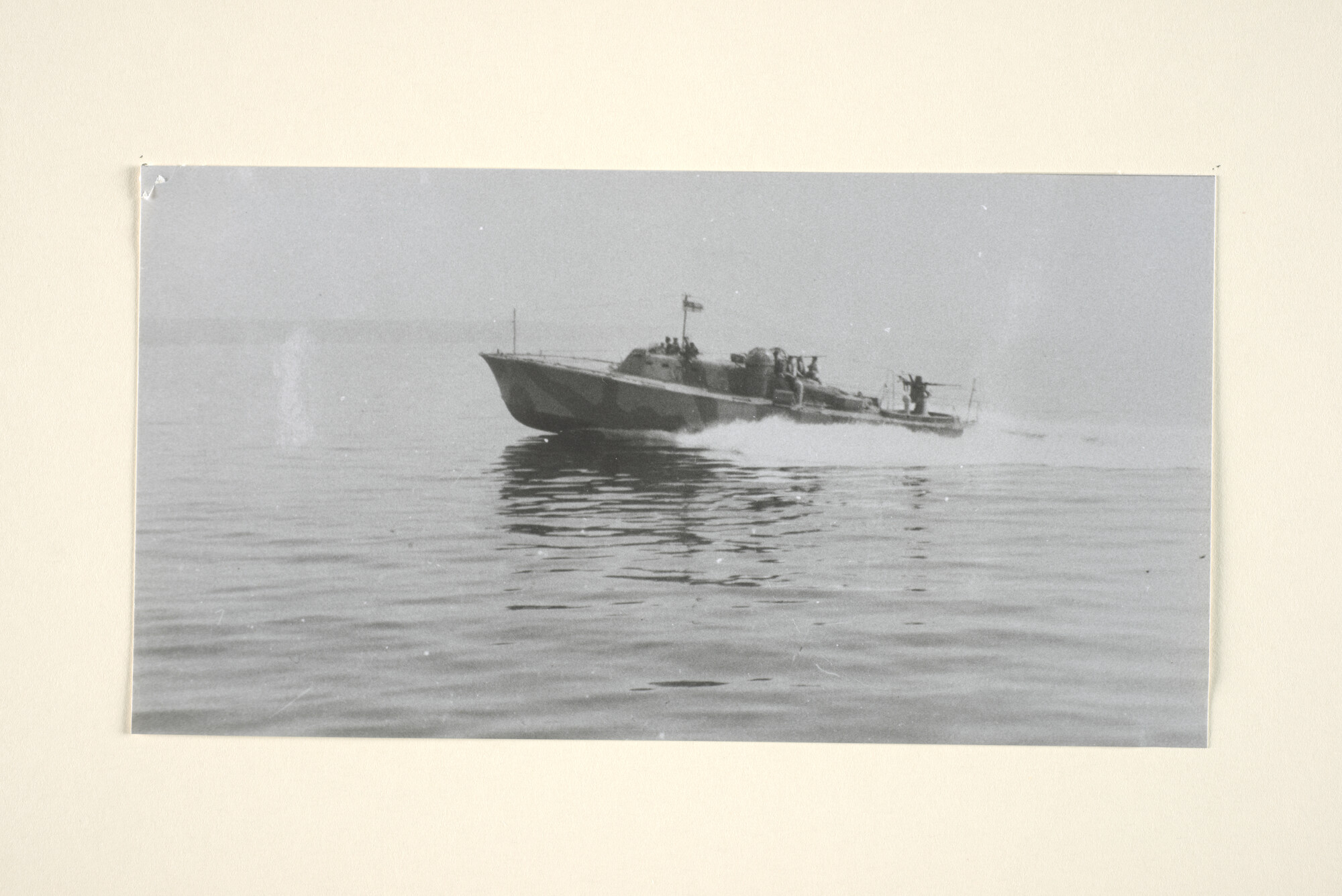 1994.7275; De motortorpedoboot TM 51 van de Royal Navy; foto