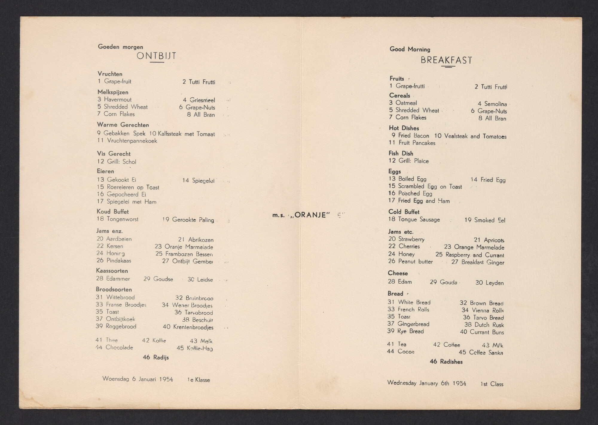 2019.0671; Fotoalbum van het echtpaar Jan van der Meer Mohr en Johanna van der Meer Mohr-van Ruler van hun reis op ms. Oranje van Tandjong Priok naar Amsterdam tussen 18 december 1953 en 7 januari 1954; fotoalbum