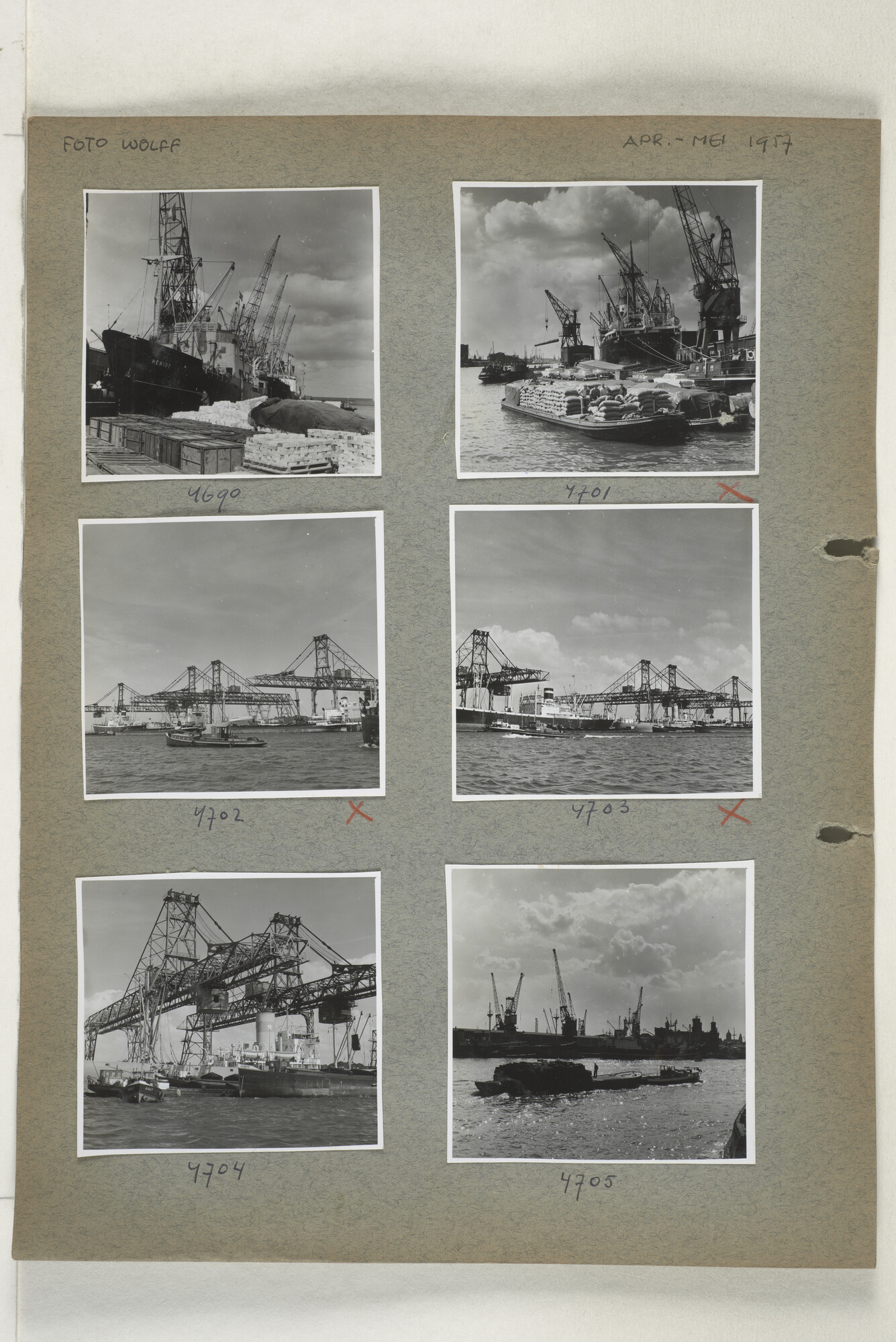 1998.2183; Omslag (voorheen ordner) met een grote hoeveelheid proef foto's van de haven en de stad van Amsterdam; omslag