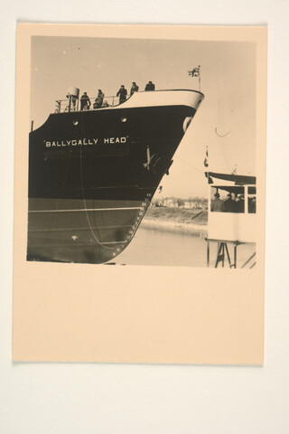 S.5219(12)0157; De doop van het Ierse vrachtschip ms. 'Balleygalley Head' bij de ASM; foto