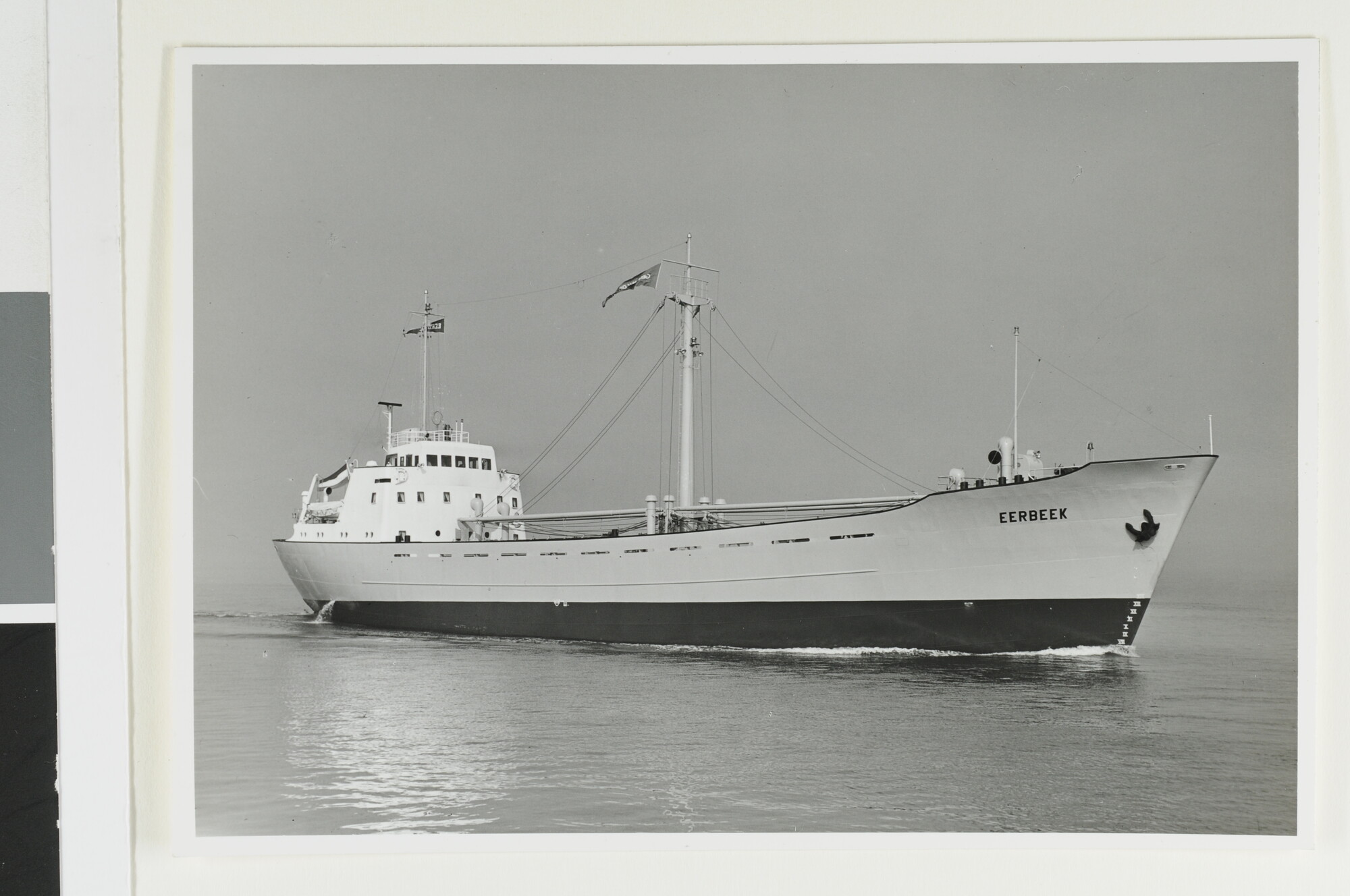 1993.0688; De coaster ms. 'Eerbeek' van Spliethoff's Bevrachtingskantoor; foto