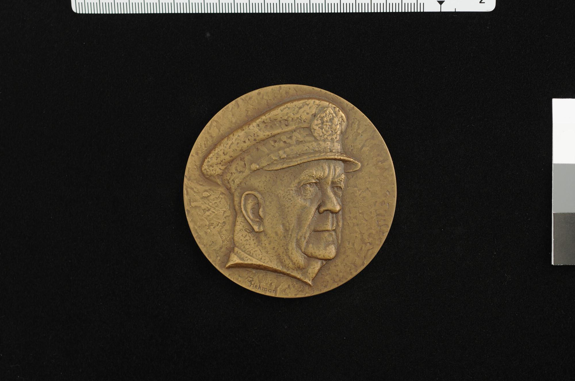 S.5064(115); Penning op het overlijden van C.E.L. Helfrich, 1962; penning