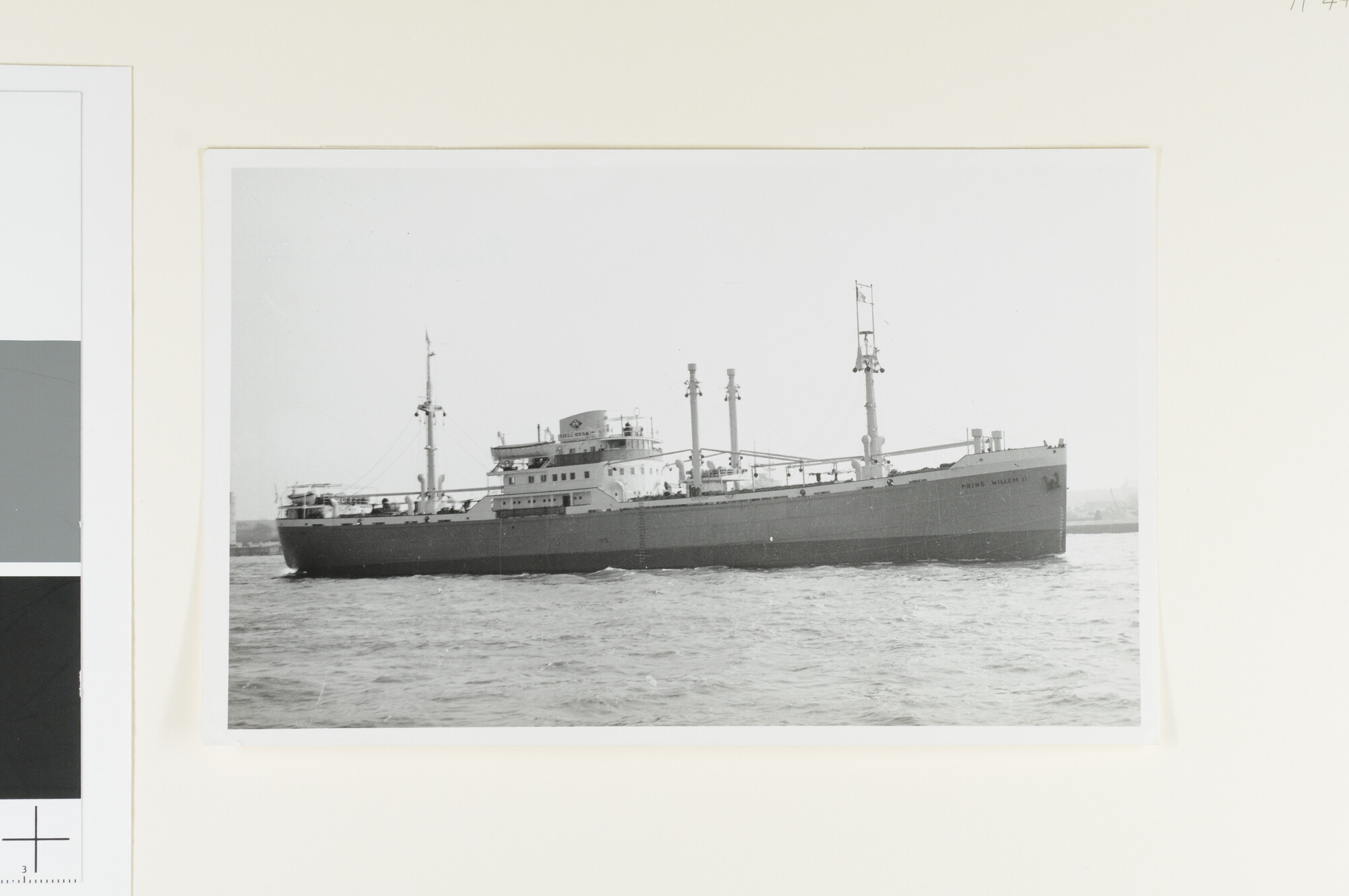 A.4426(46); Het vrachtschip met passagiersaccommodatie ms. 'Prins Willem II' van de; foto