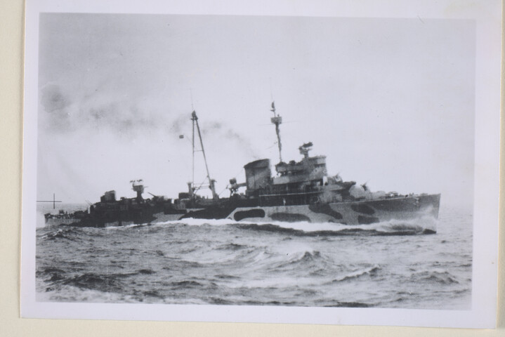 1994.6348; De luchtverdedigingskruiser Hr.Ms. Jacob van Heemskerk; foto