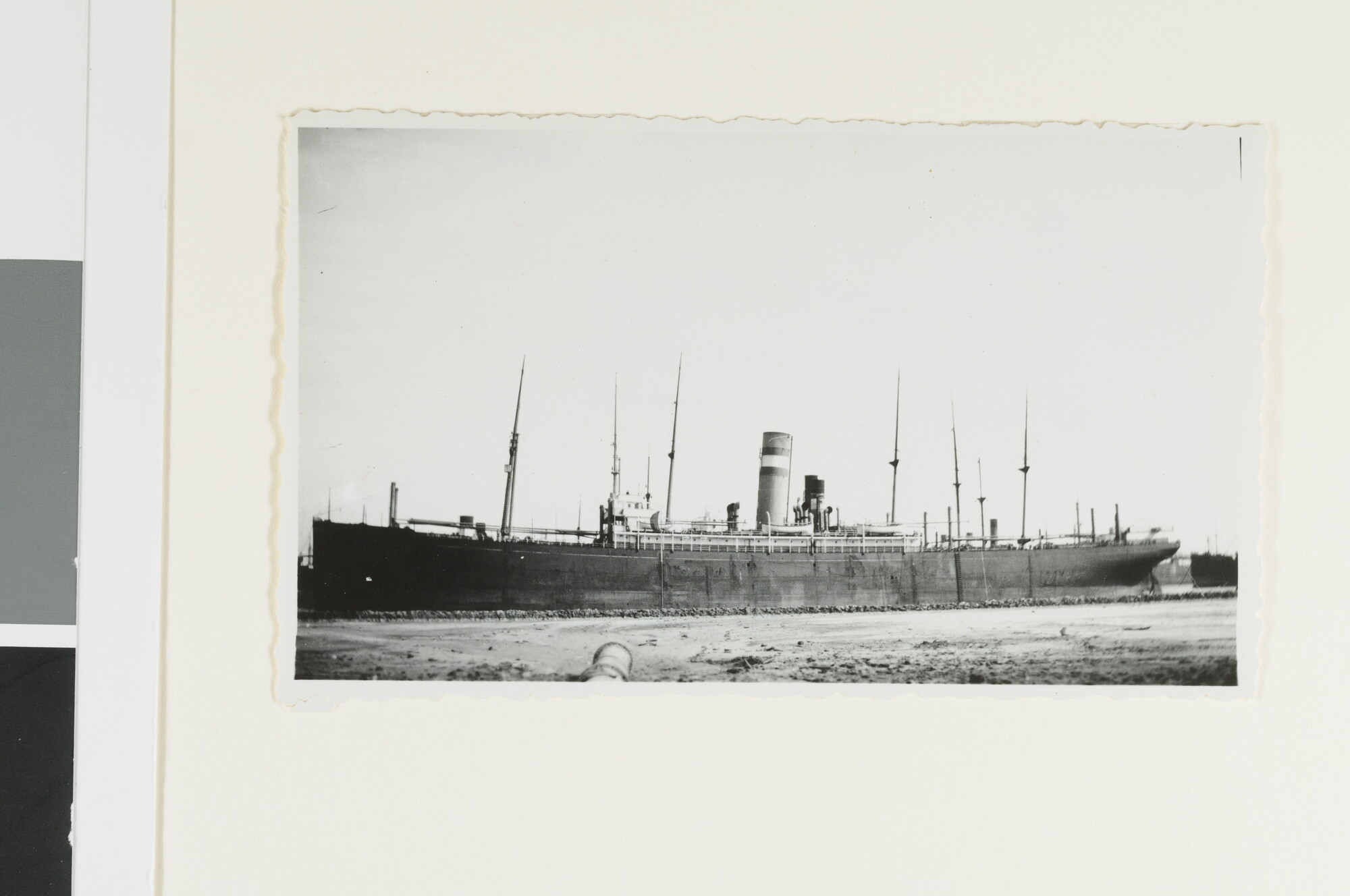 S.4380(04)526; Het vrachtschip ss. Westerdijk van de Holland-Amerika Lijn [...]; foto