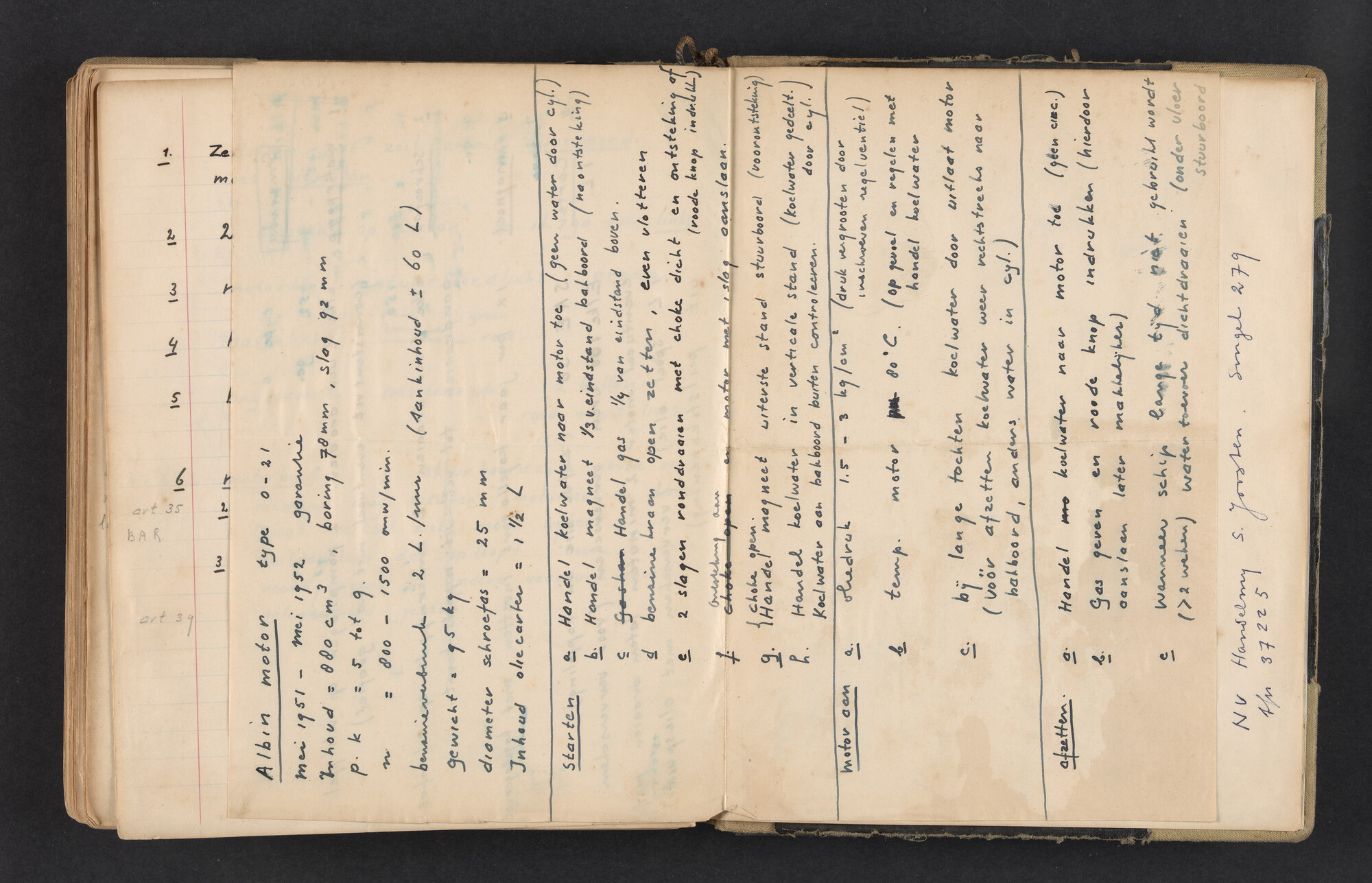 2017.0791; Logboek c.q. fotoalbum van reizen met zeeschouw Grutto in Nederland, 1952-1954; logboek