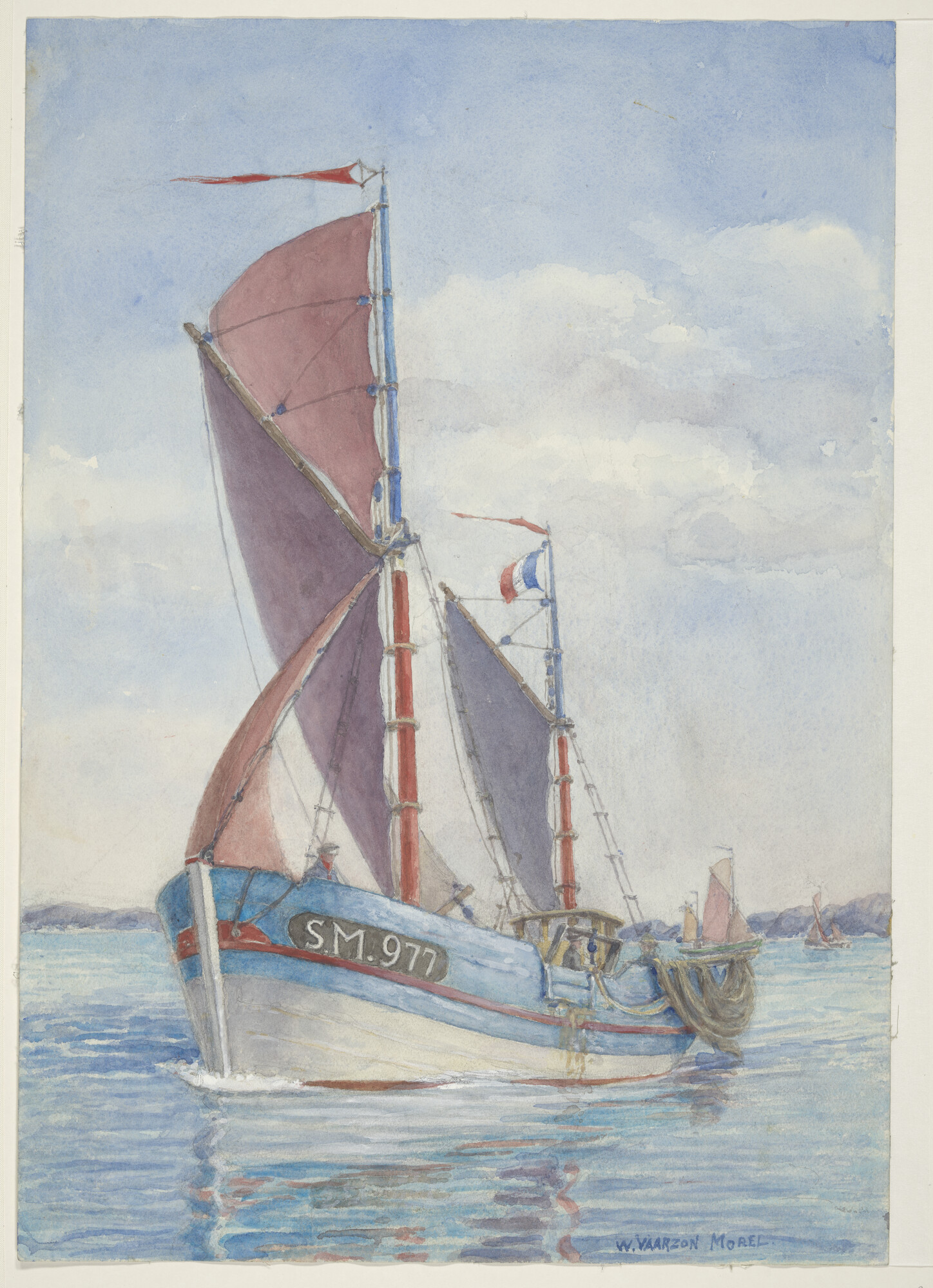A.4595; De viskotter 'SM 977' op zee voor een rotsachtige kust, St; tekening