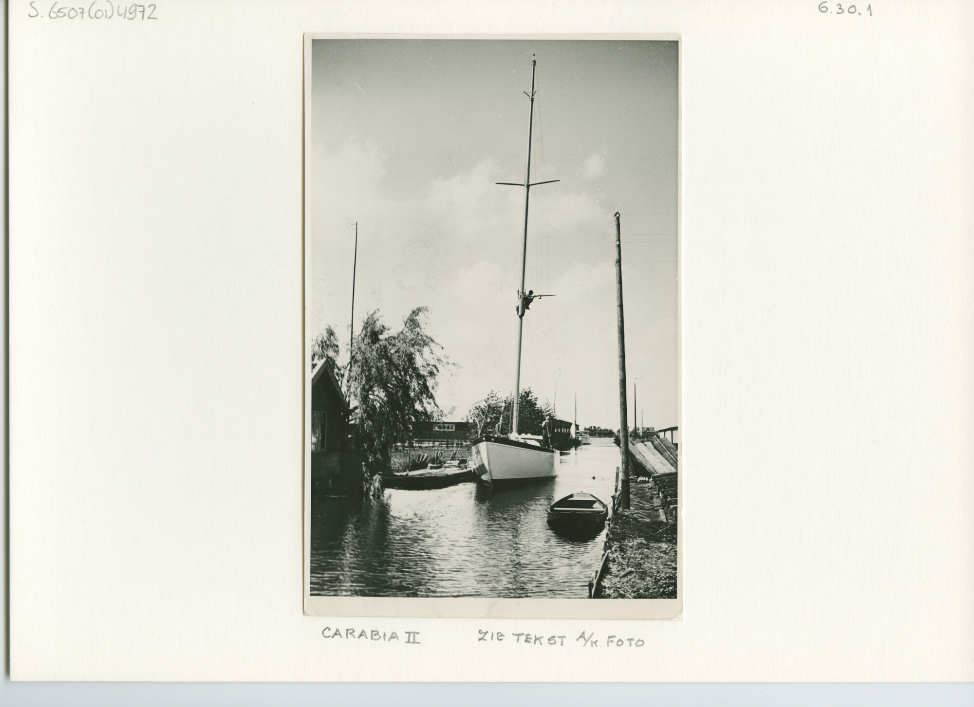 S.6507(01)4972; Foto van de Carabia II tijdens optuigen; foto
