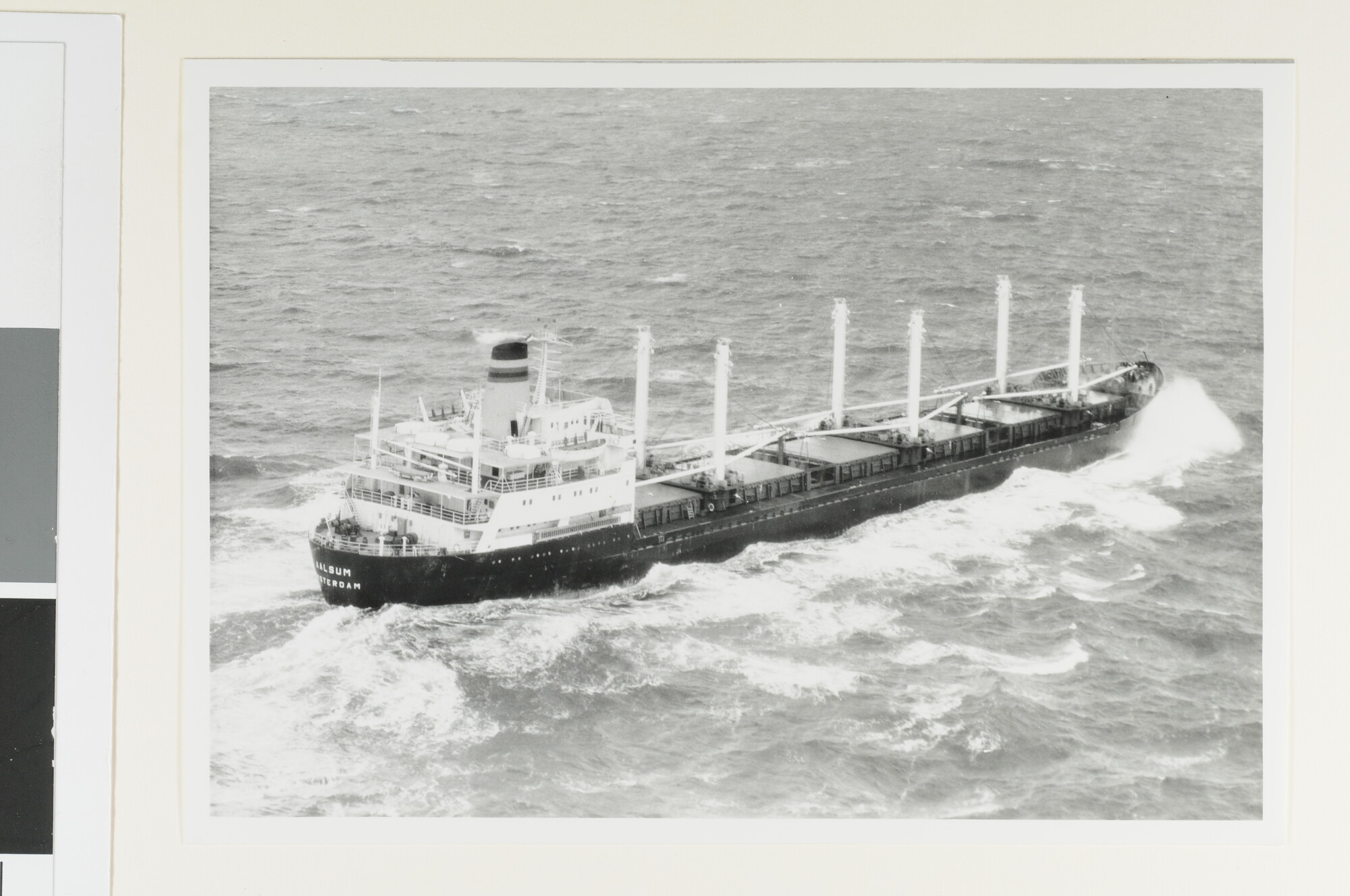 S.7032(018); De bulk-carrier ms. 'Aalsum' van de NV; foto