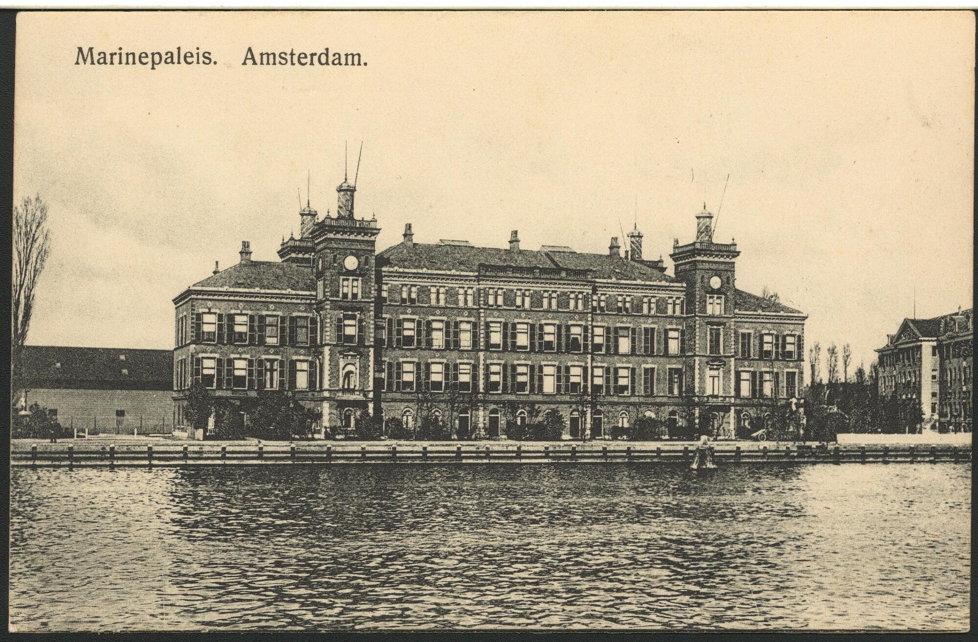 1989.0400; Het Marinepaleis te Amsterdam; prentbriefkaart